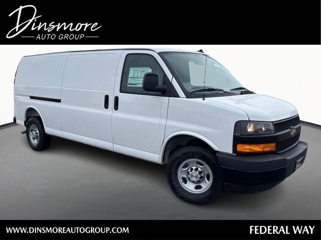 2025 Chevrolet Express Cargo WT