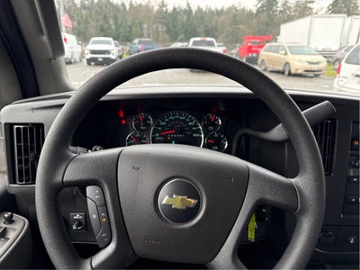 2025 Chevrolet Express Cargo WT