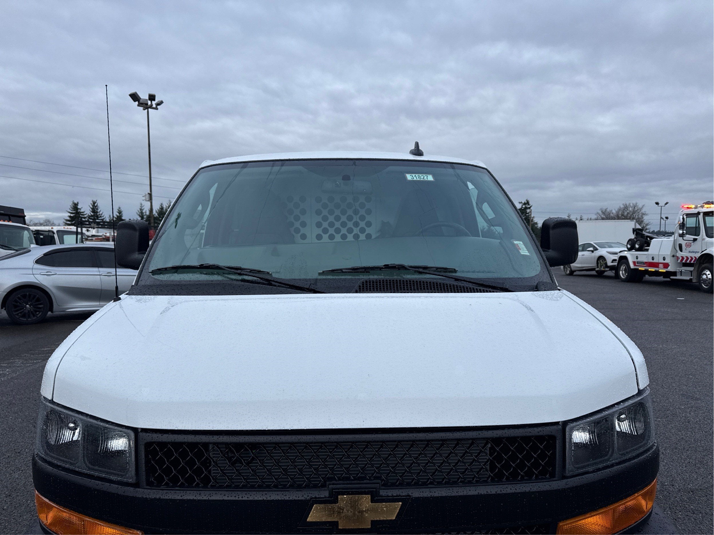 2025 Chevrolet Express Cargo WT