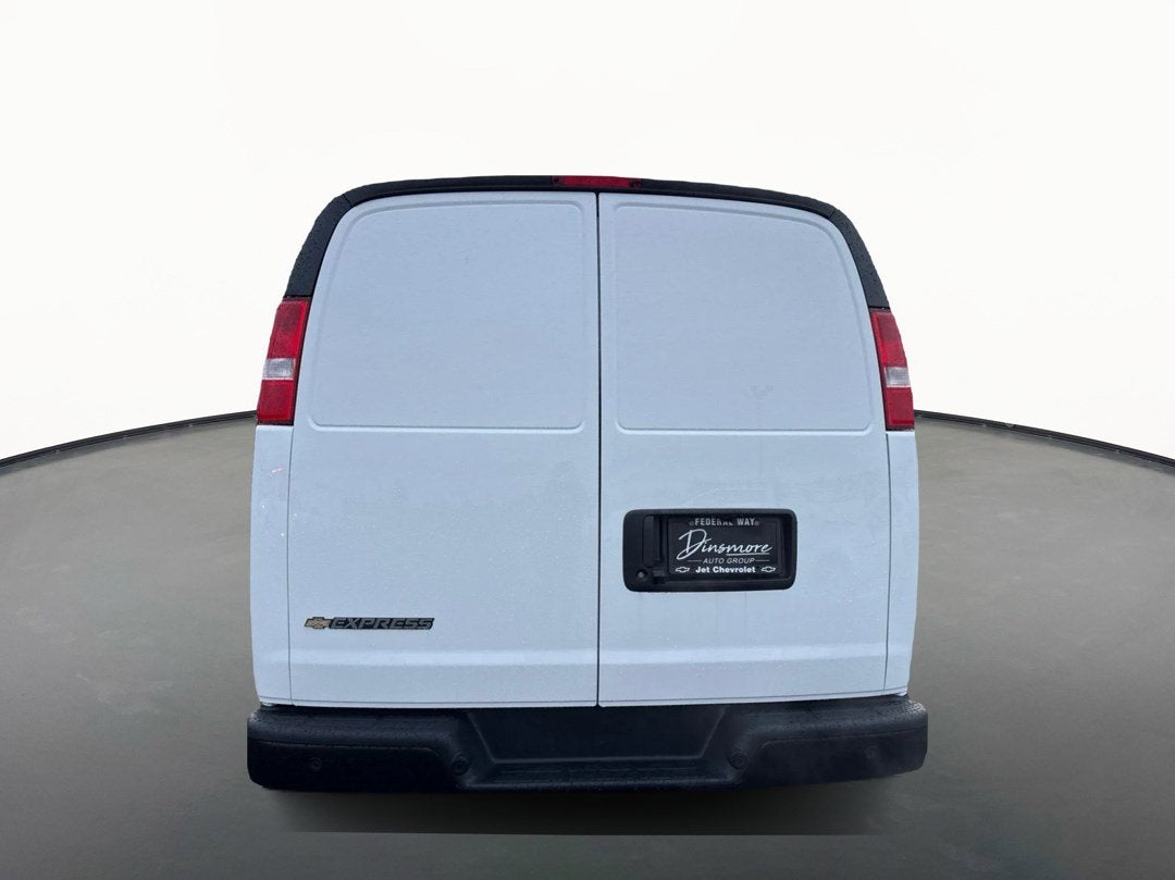 2025 Chevrolet Express Cargo WT