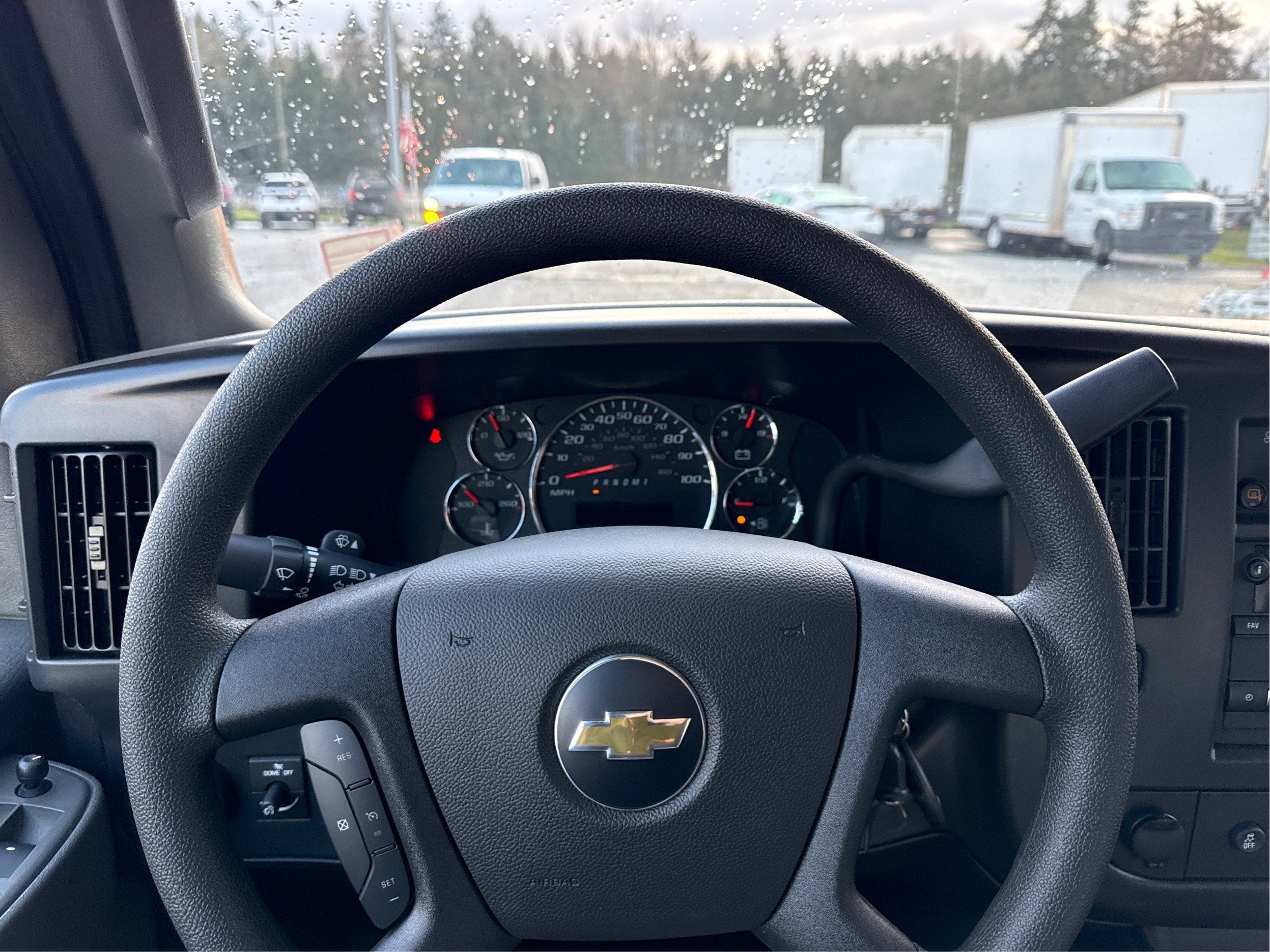 2025 Chevrolet Express Cargo WT