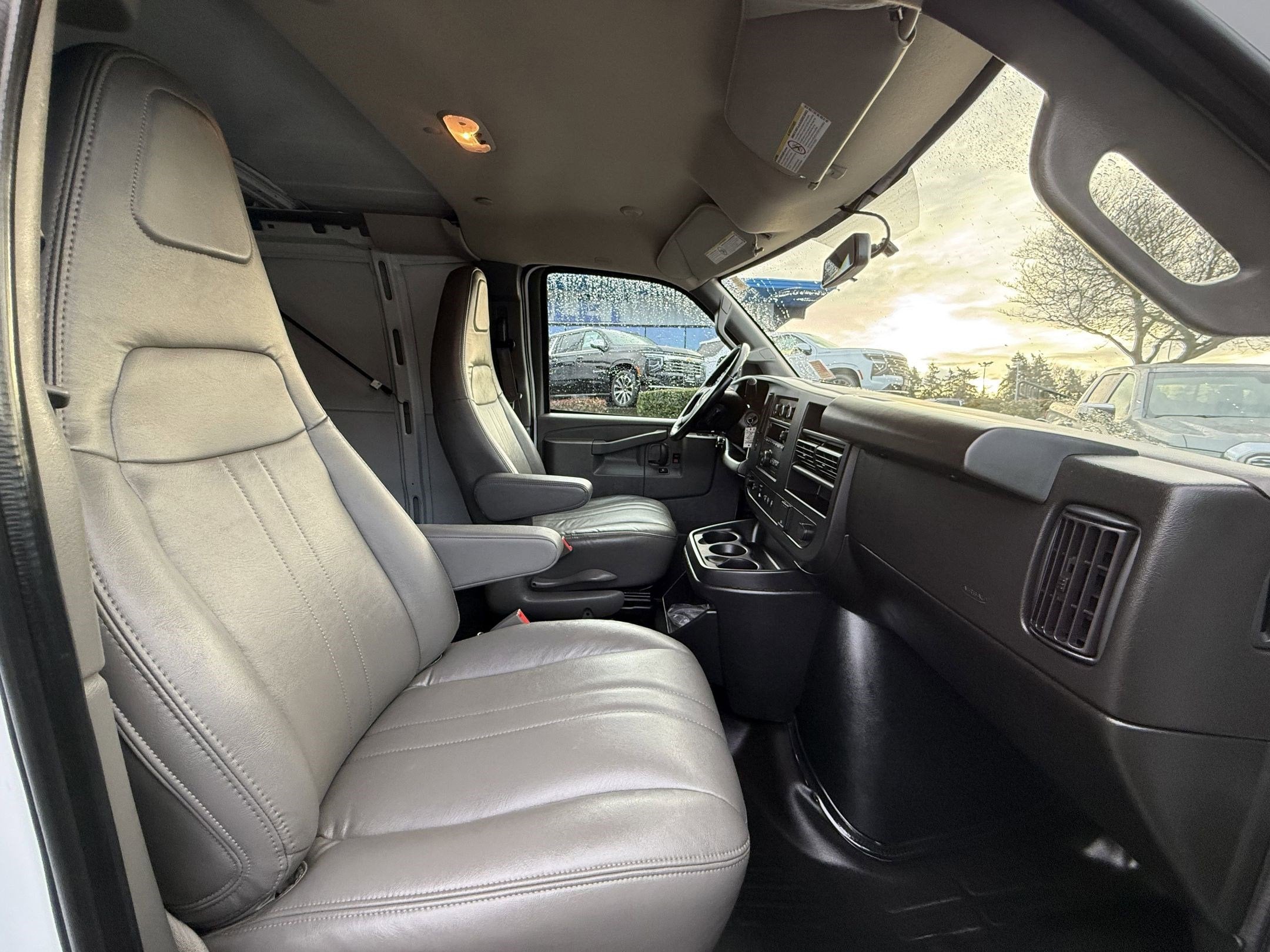 2023 Chevrolet Express Cargo 2500 WT