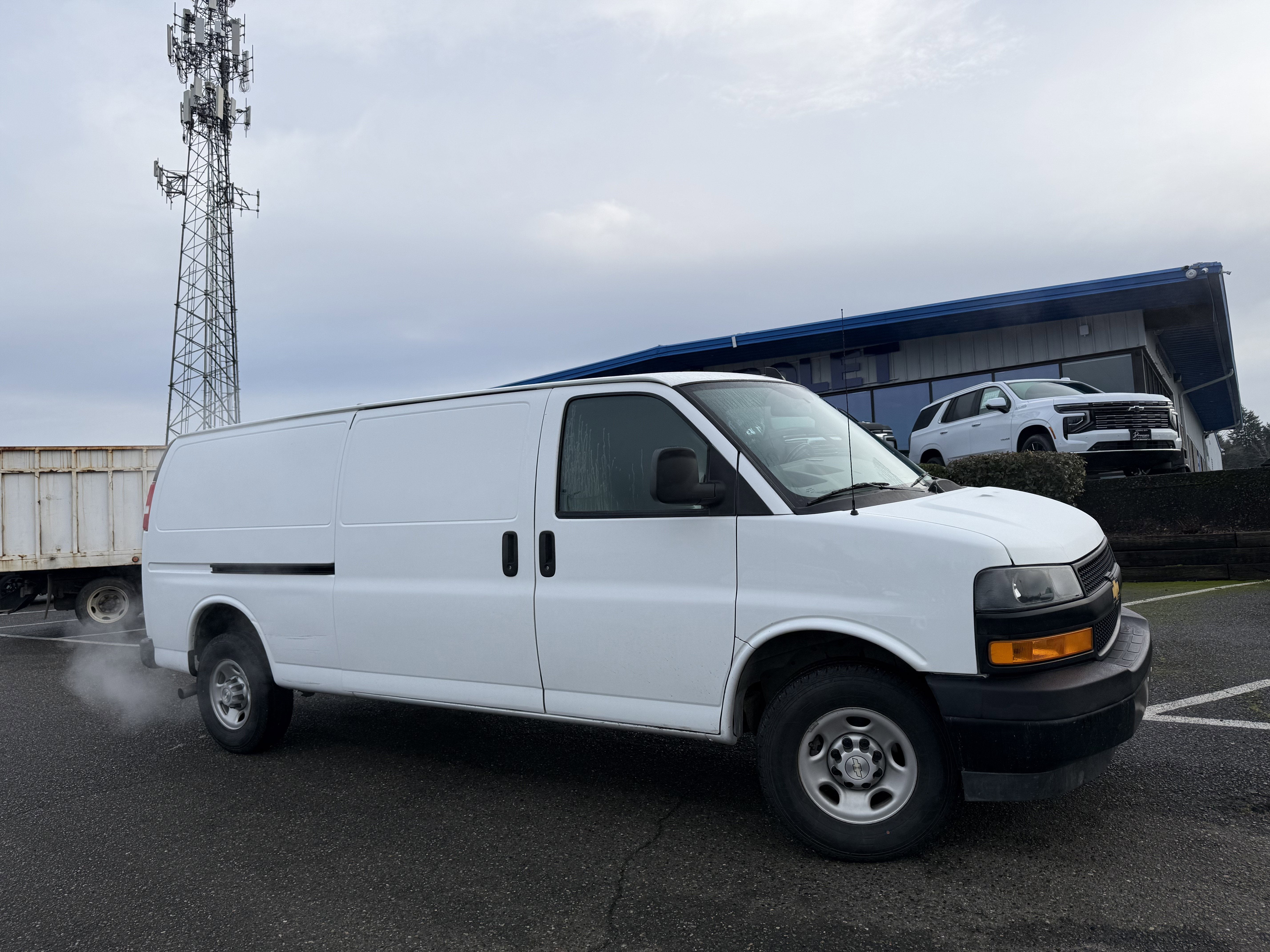 2023 Chevrolet Express Cargo 2500 WT
