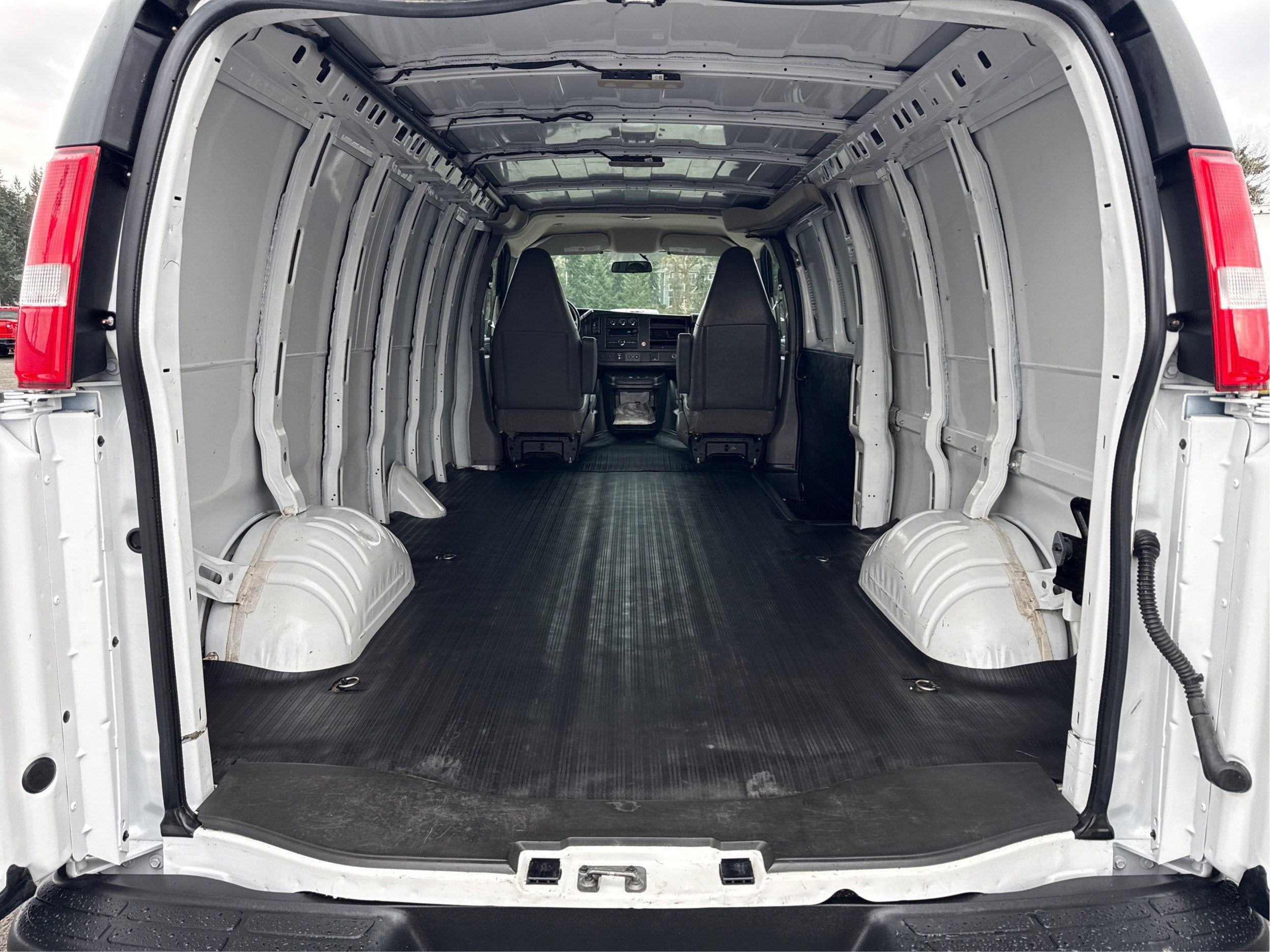 2023 Chevrolet Express Cargo 2500 WT