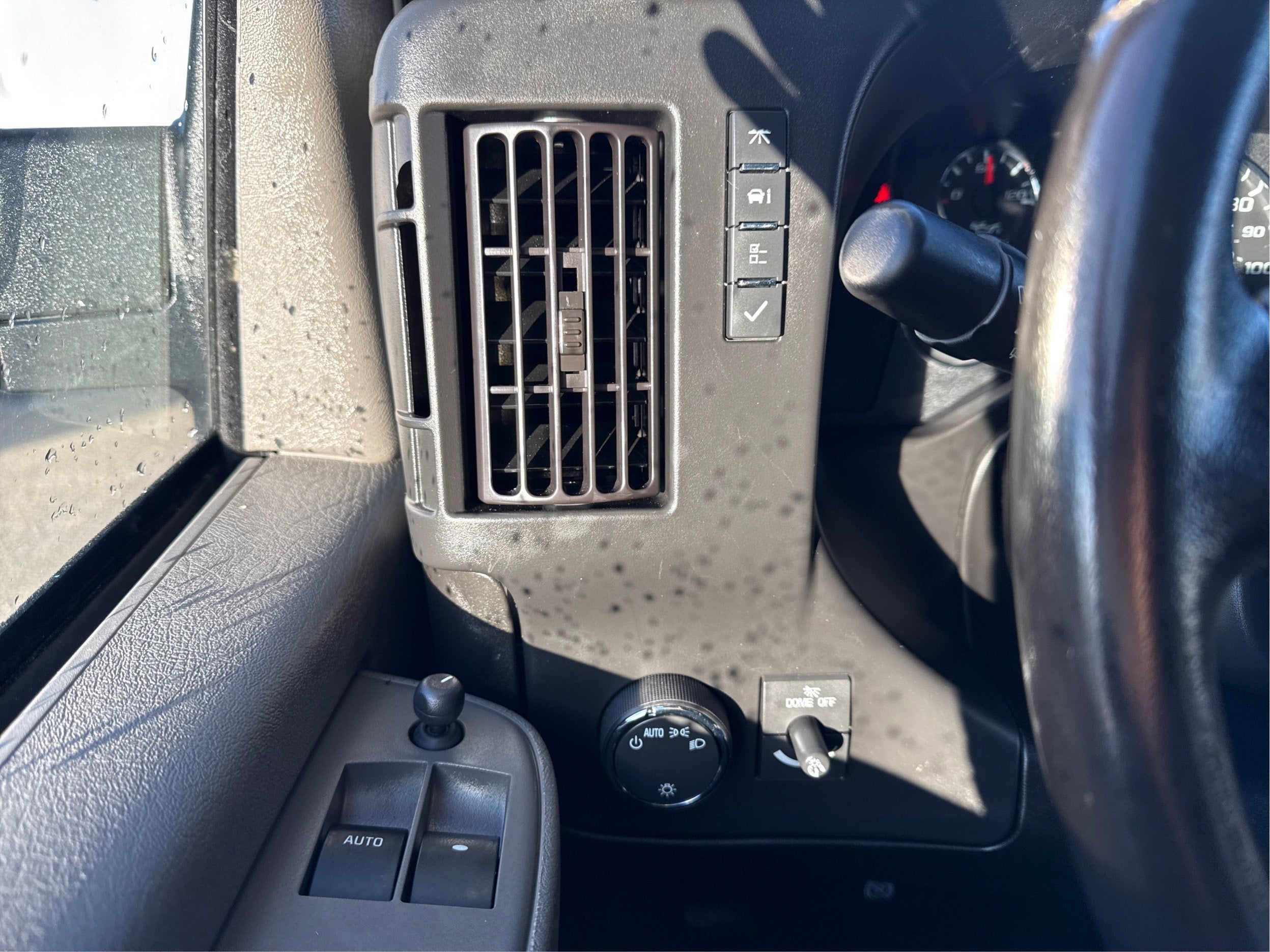 2023 Chevrolet Express Cargo 2500 WT