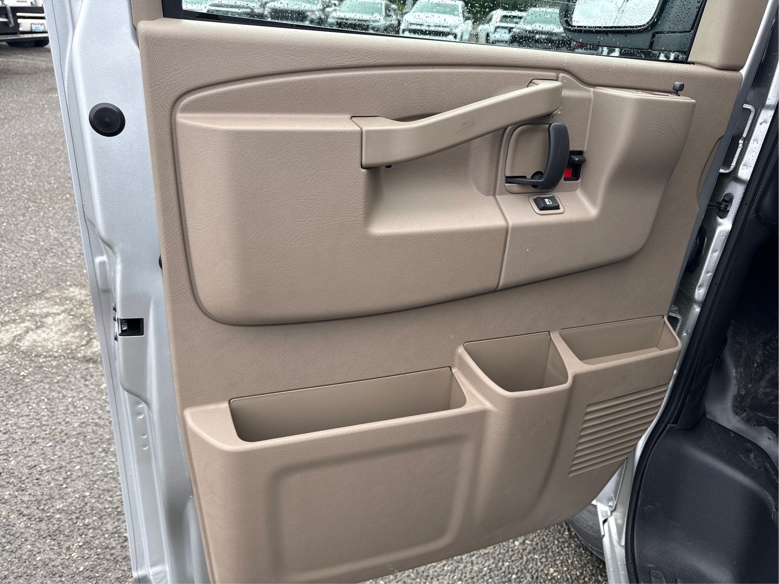 2026 Chevrolet Express Cargo WT