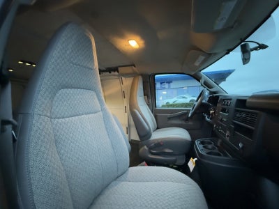 2025 Chevrolet Express Cargo 3500 WT