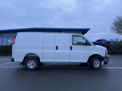 2025 Chevrolet Express Cargo 3500 WT