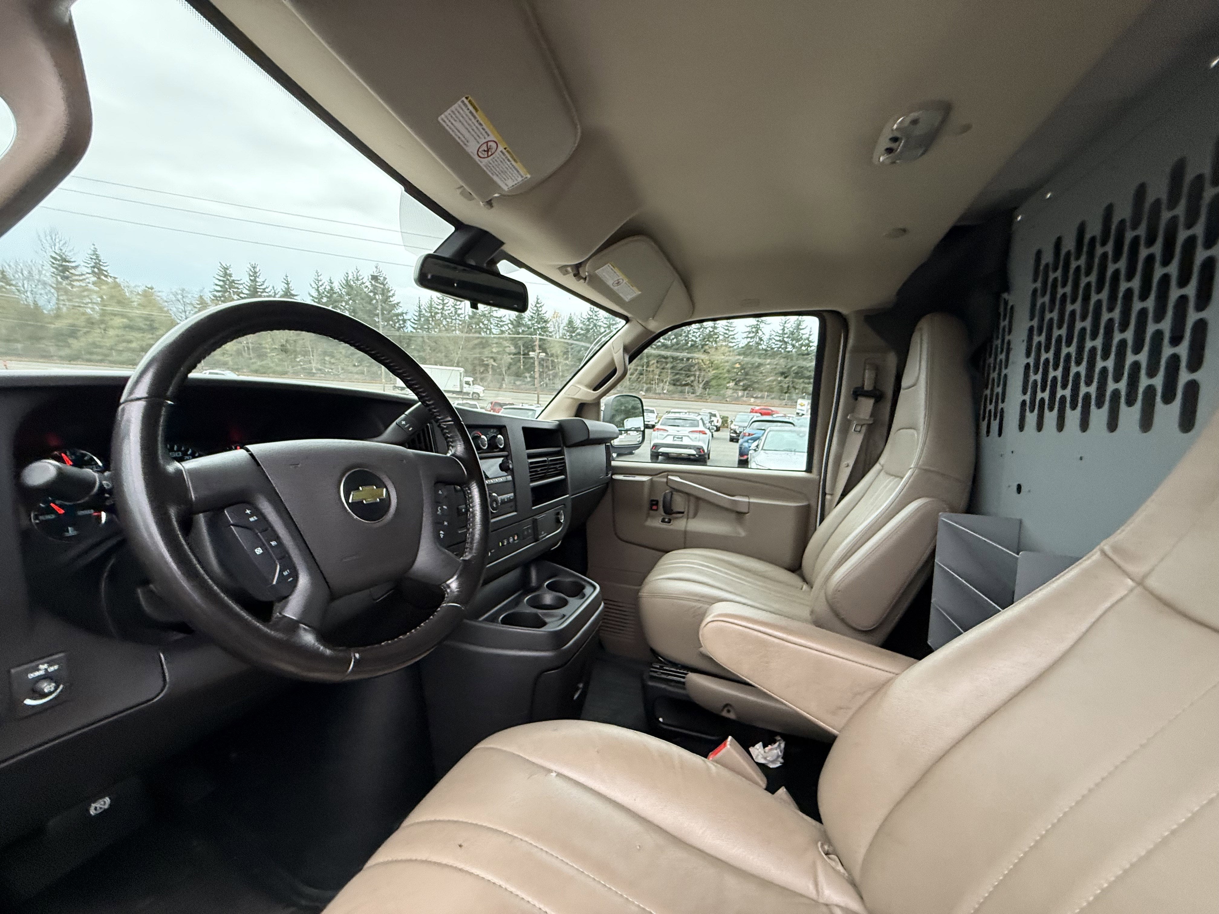 2021 Chevrolet Express Cargo 3500 WT