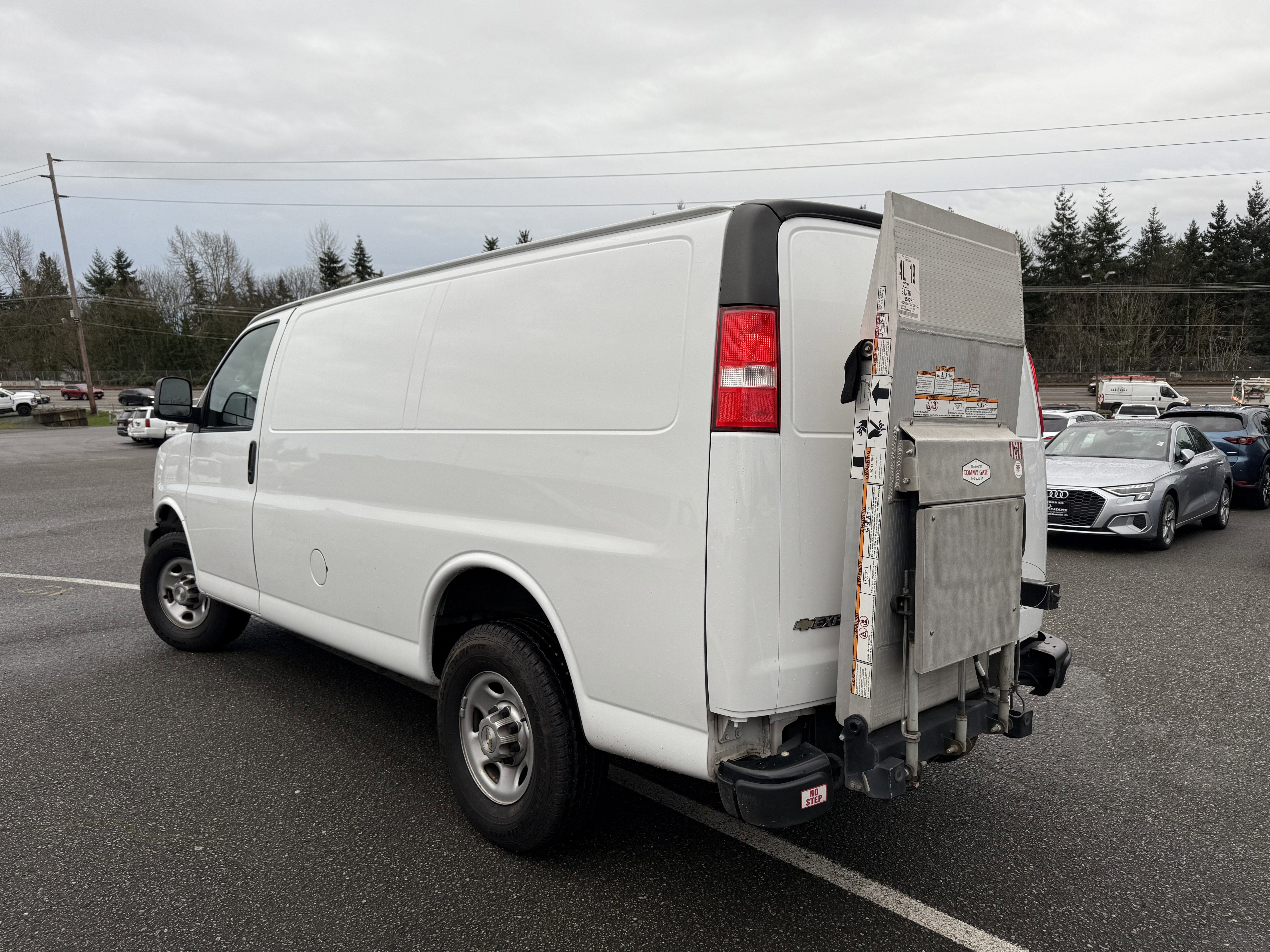 2021 Chevrolet Express Cargo 3500 WT