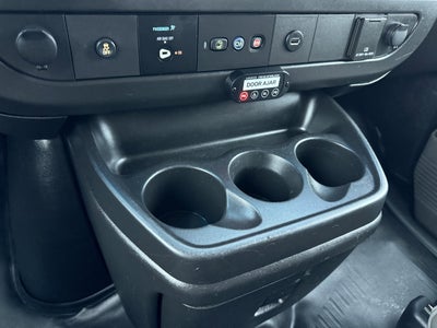 2018 GMC Savana Passenger 3500 LT