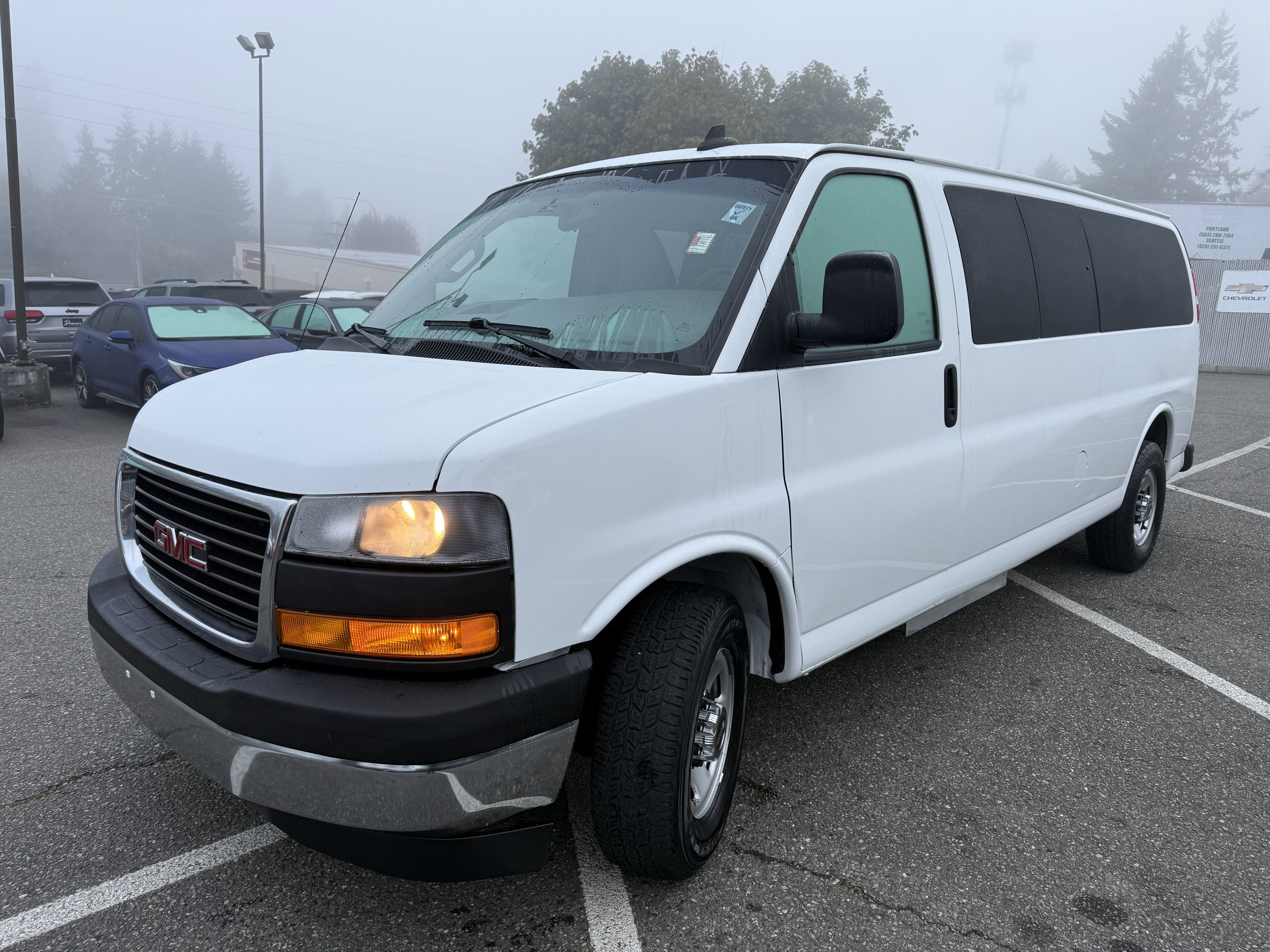 2018 GMC Savana Passenger 3500 LT