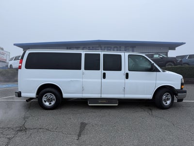 2018 GMC Savana Passenger 3500 LT