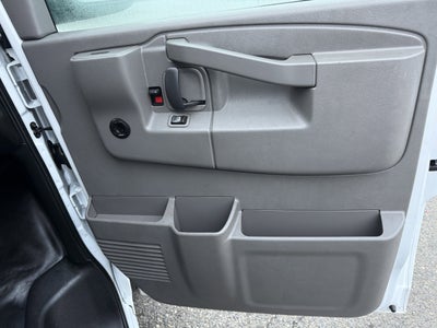 2018 GMC Savana Passenger 3500 LT