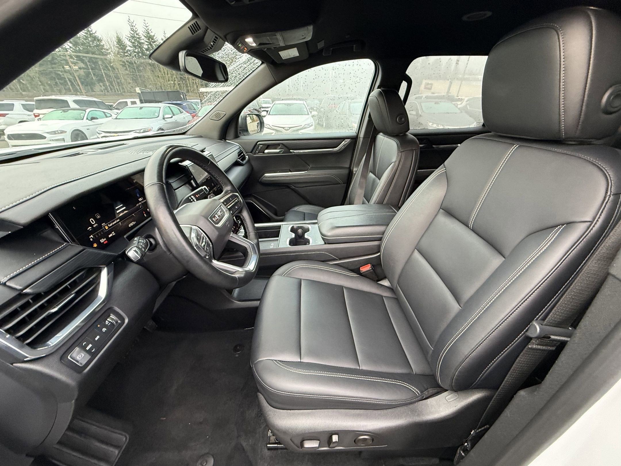 2024 GMC Acadia Elevation