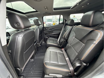2022 GMC Acadia AT4