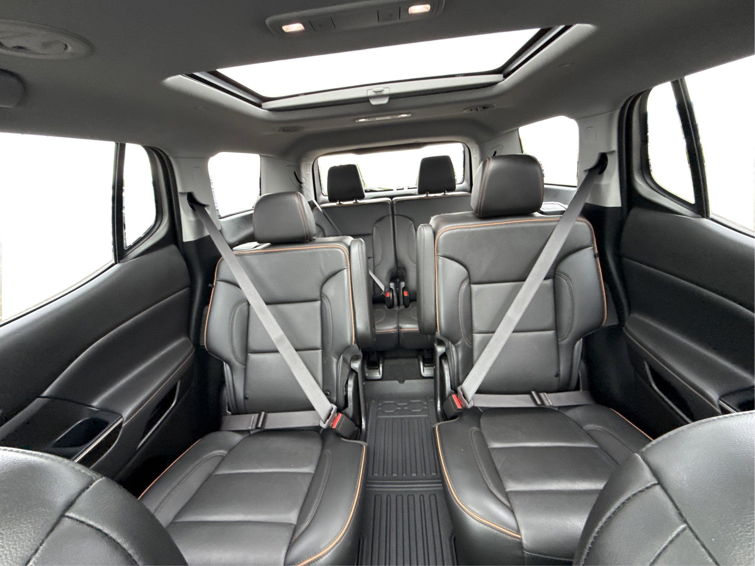 2022 GMC Acadia AT4