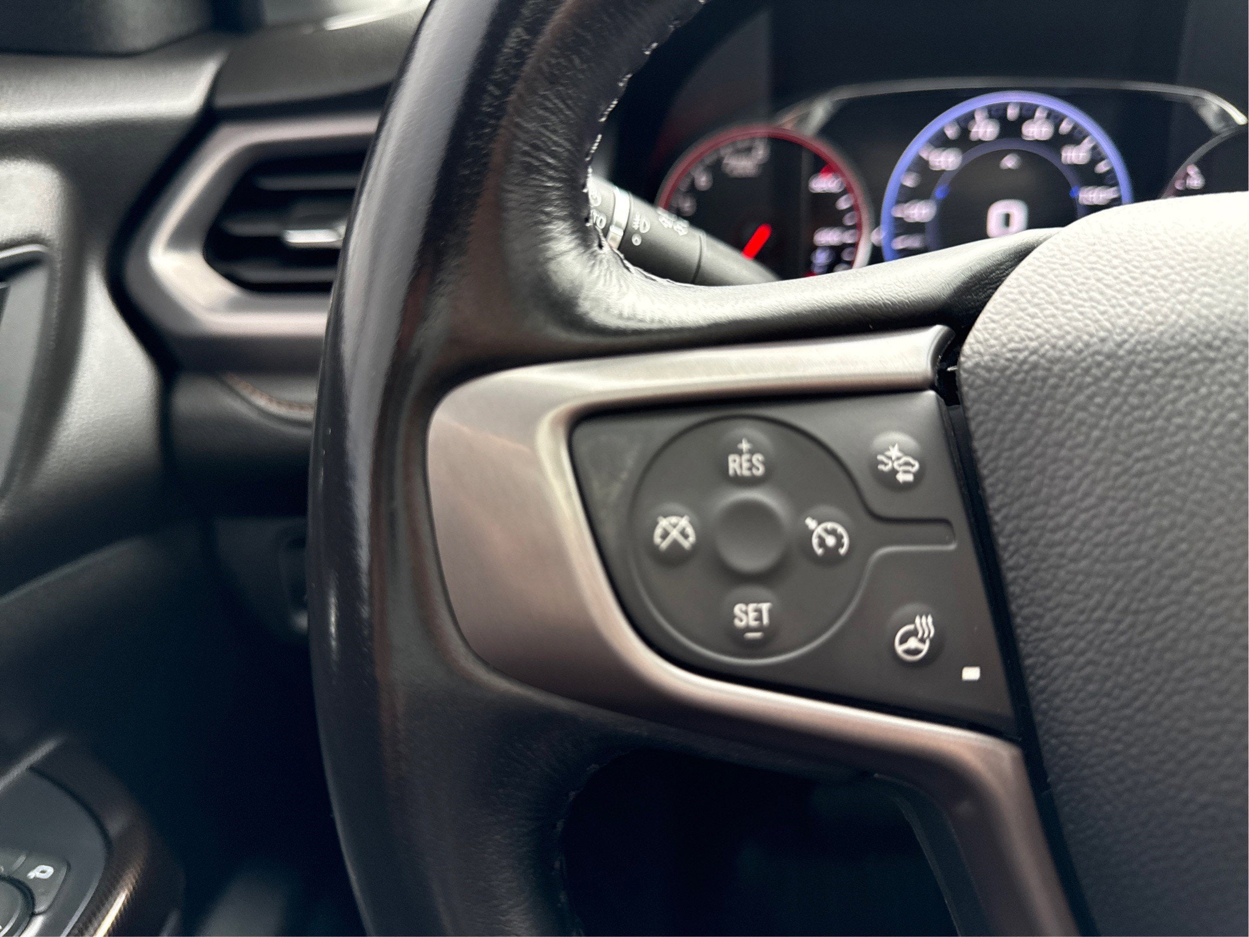 2022 GMC Acadia AT4