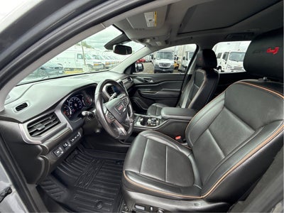 2022 GMC Acadia AT4