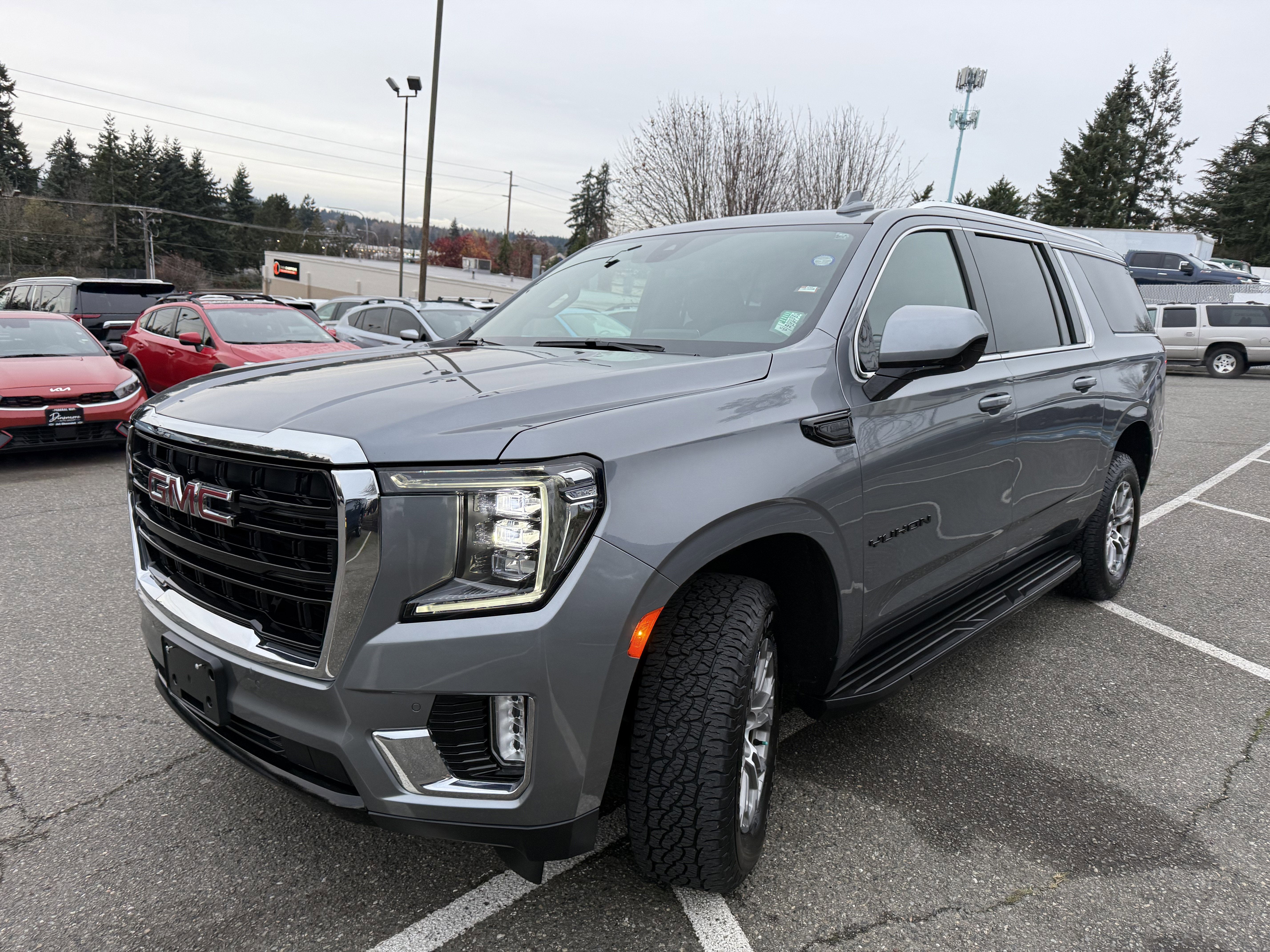 2022 GMC Yukon XL SLE
