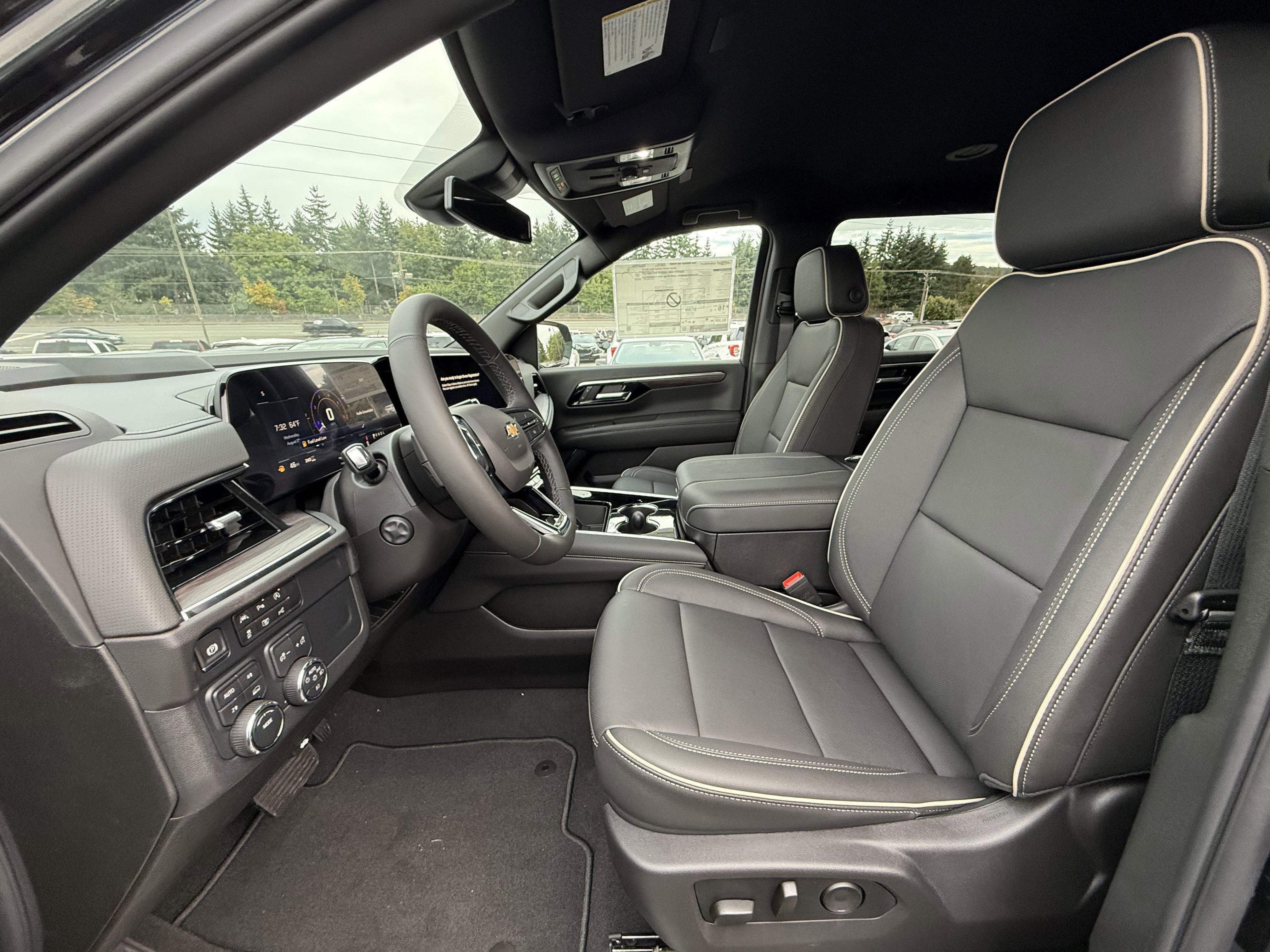 2025 Chevrolet Suburban Premier