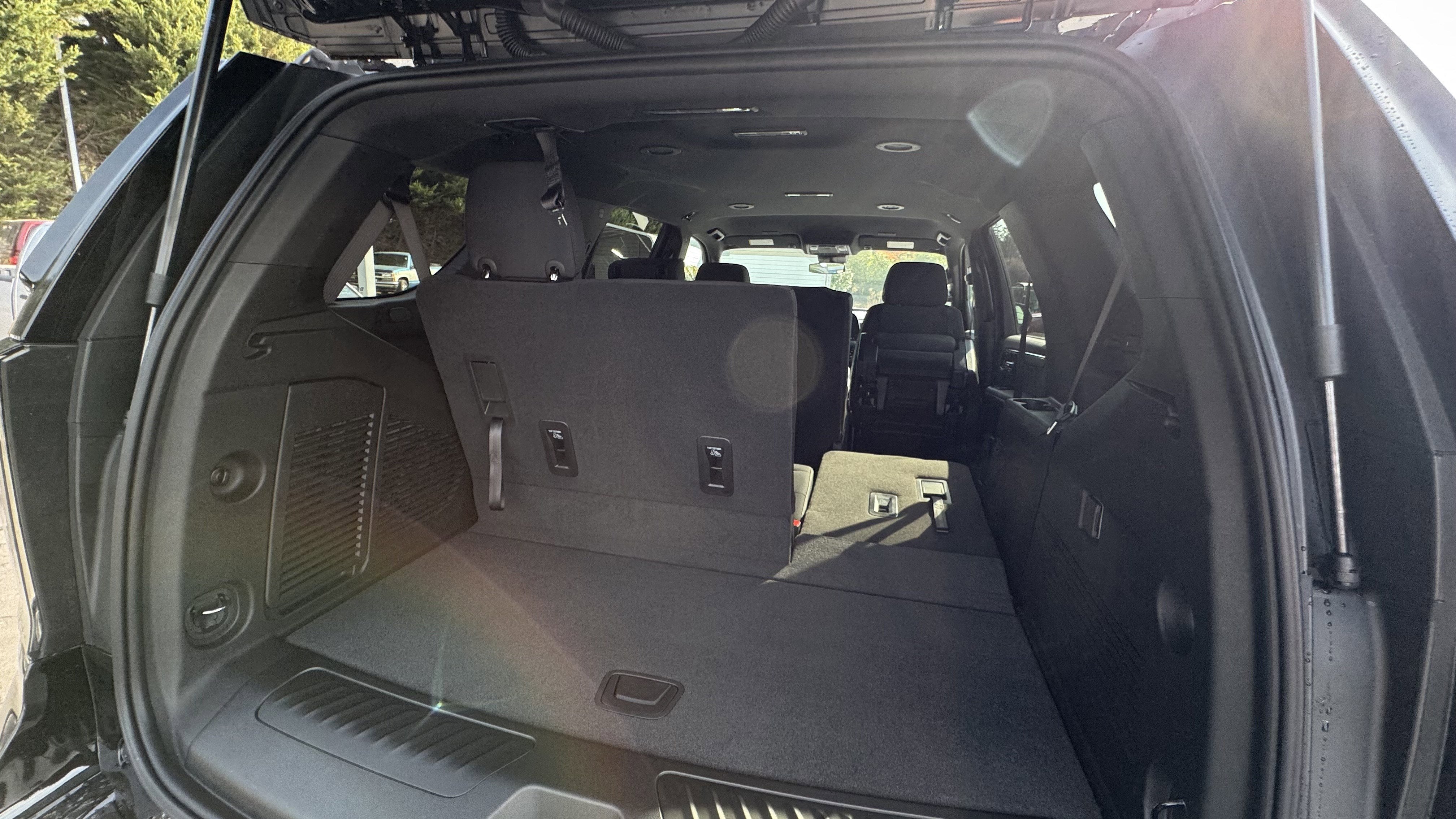 2025 Chevrolet Tahoe LS