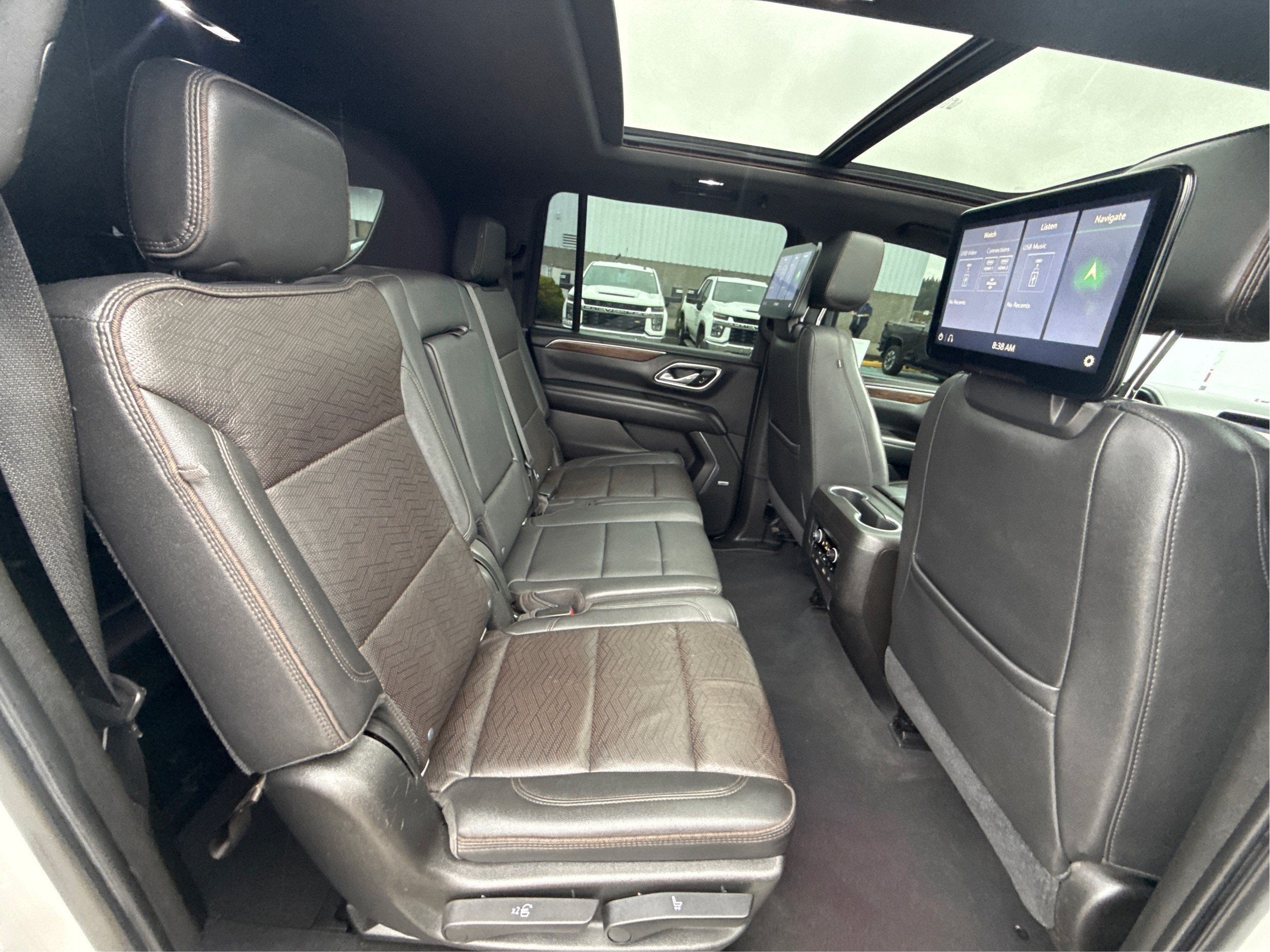 2021 Chevrolet Suburban High Country