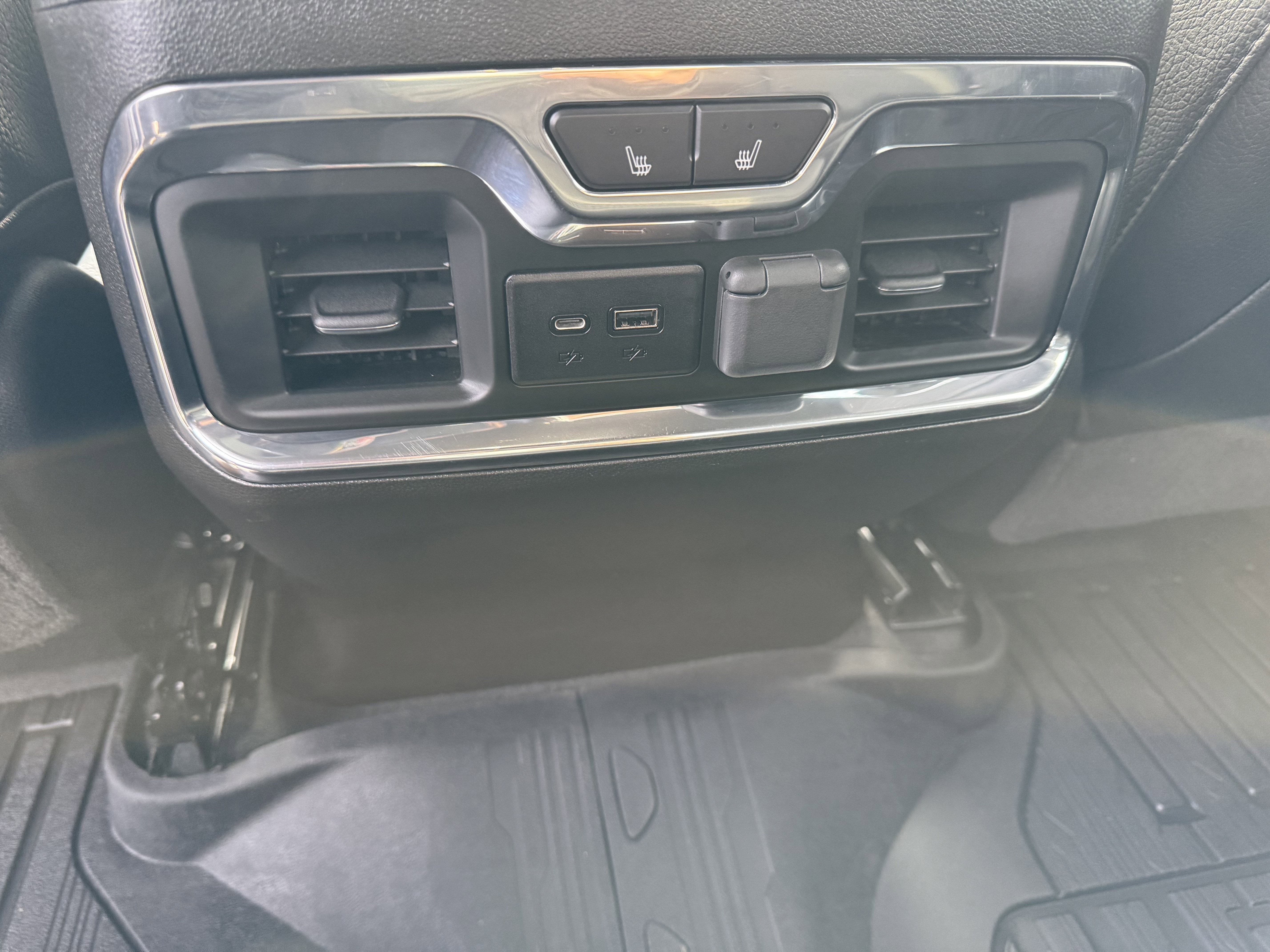 2023 GMC Sierra 3500 HD Denali