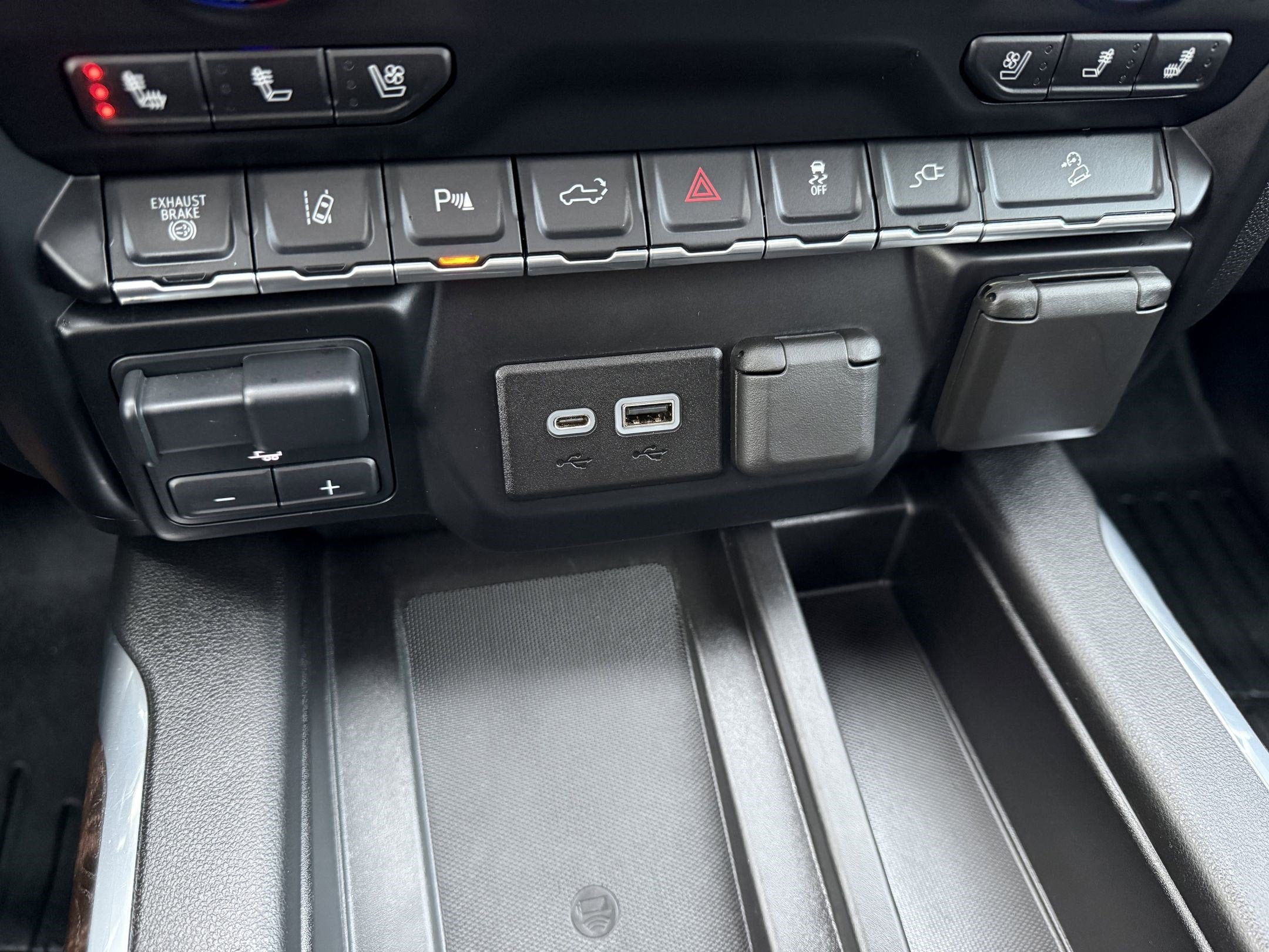 2020 GMC Sierra 3500 HD Denali