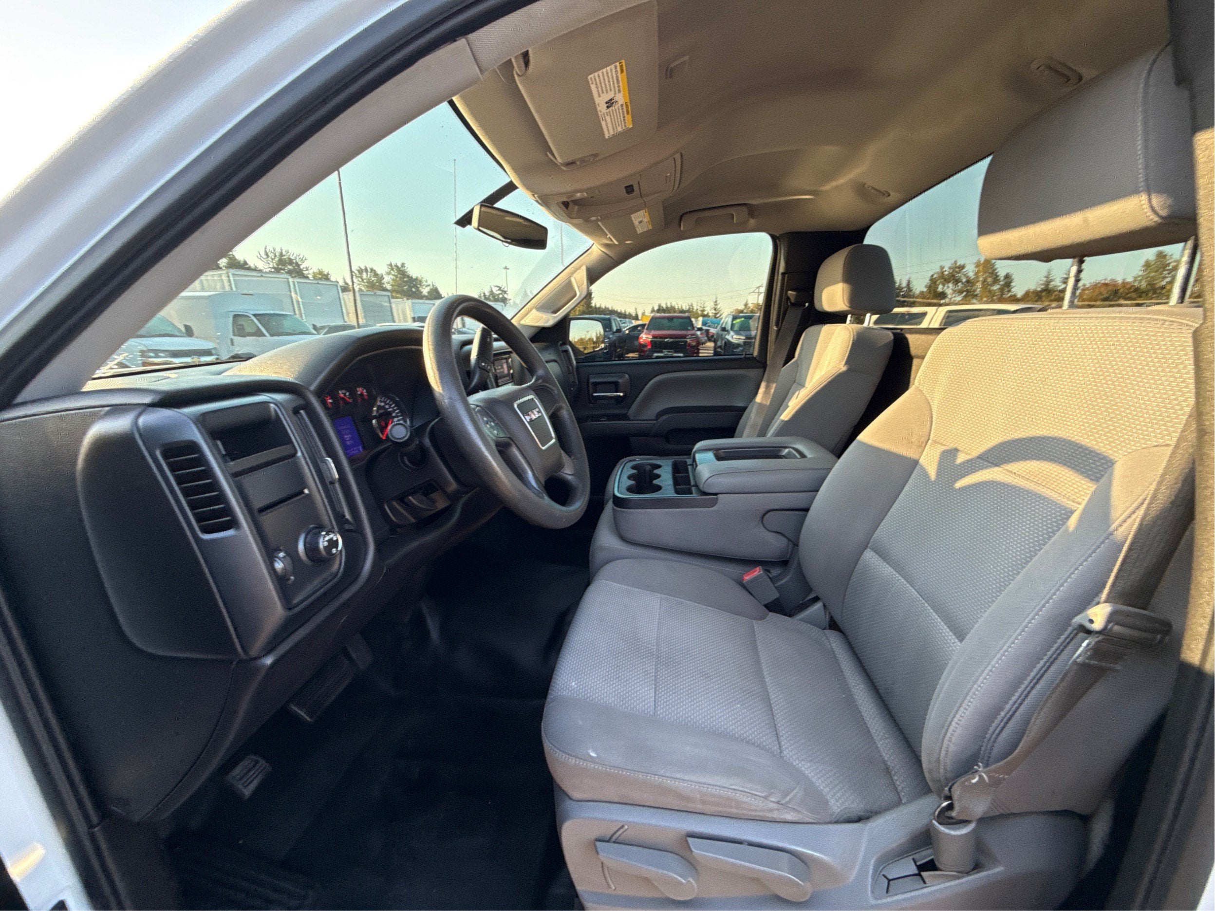 2015 GMC Sierra 1500 REG CAB 2WD 133