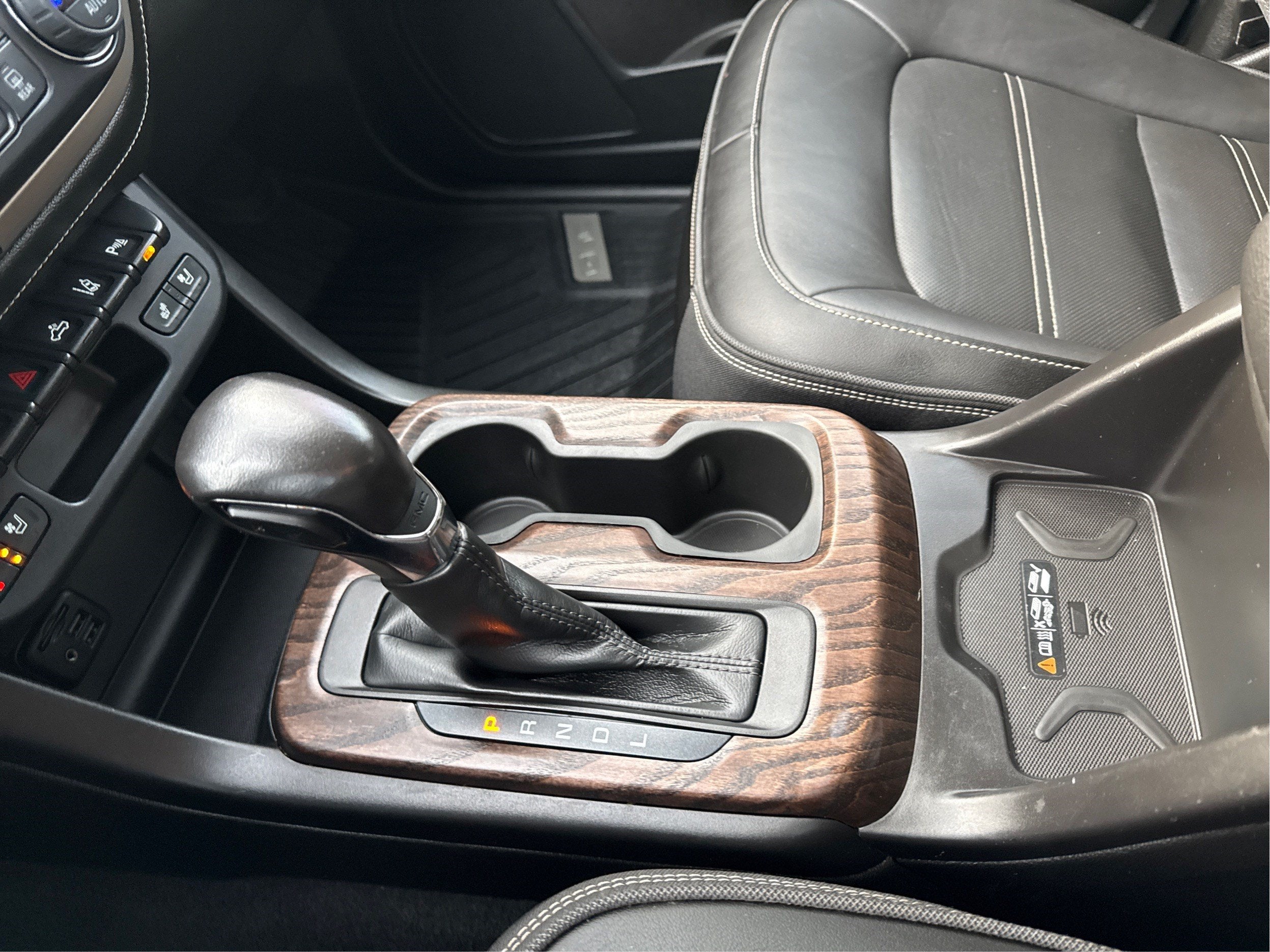 2022 GMC Canyon 4WD Denali