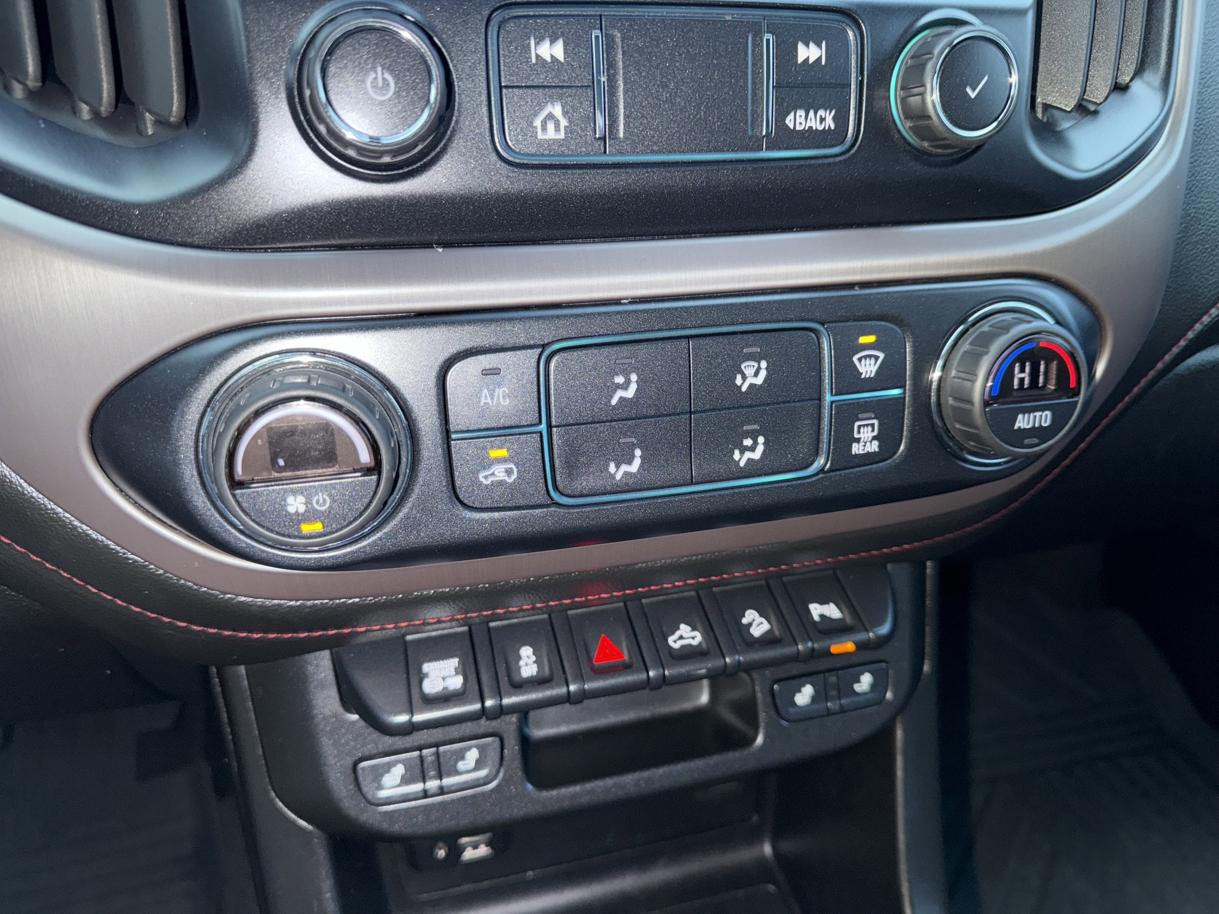 2020 GMC Canyon All Terrain - Leather appointed