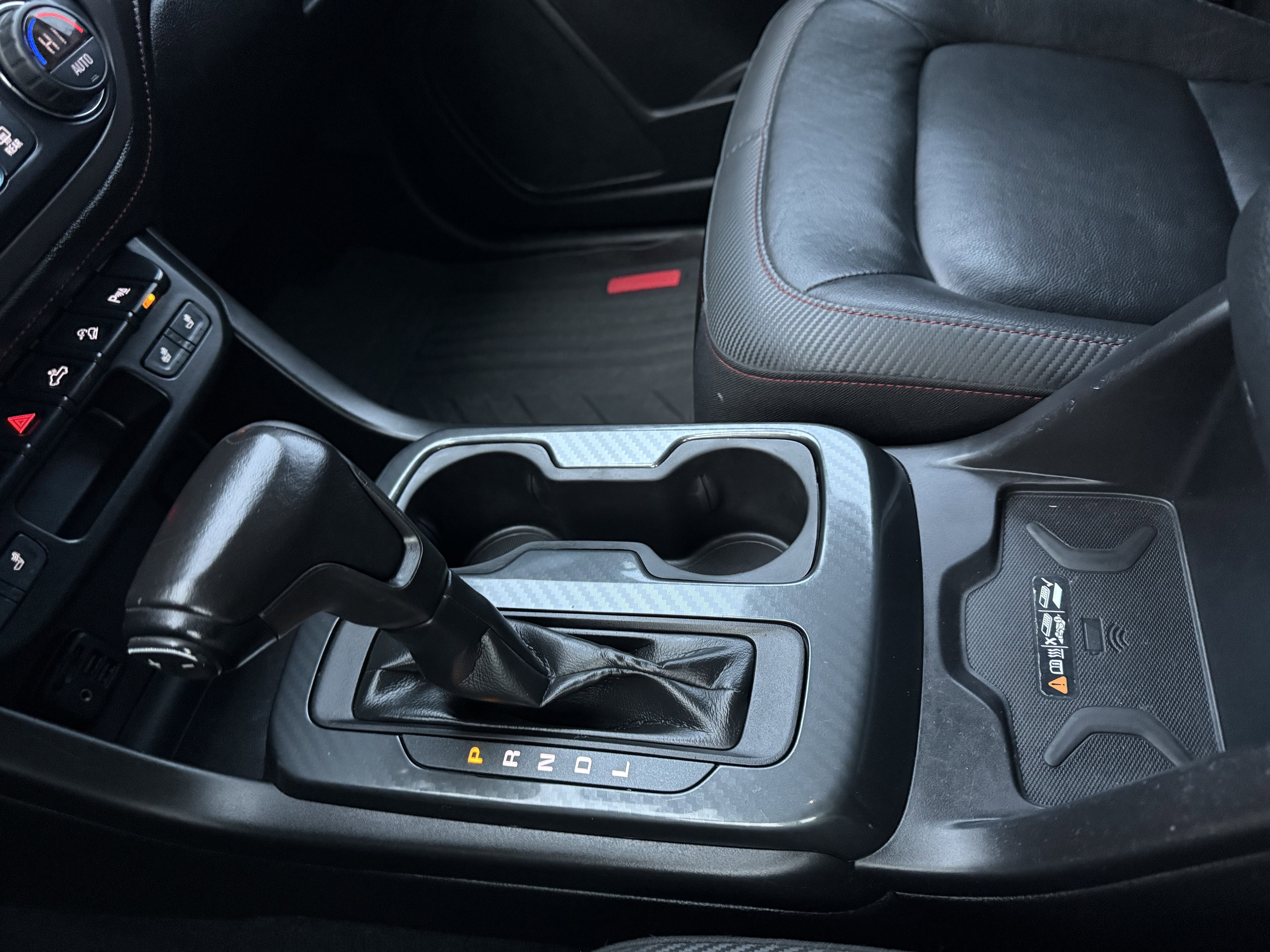 2020 GMC Canyon All Terrain - Leather appointed