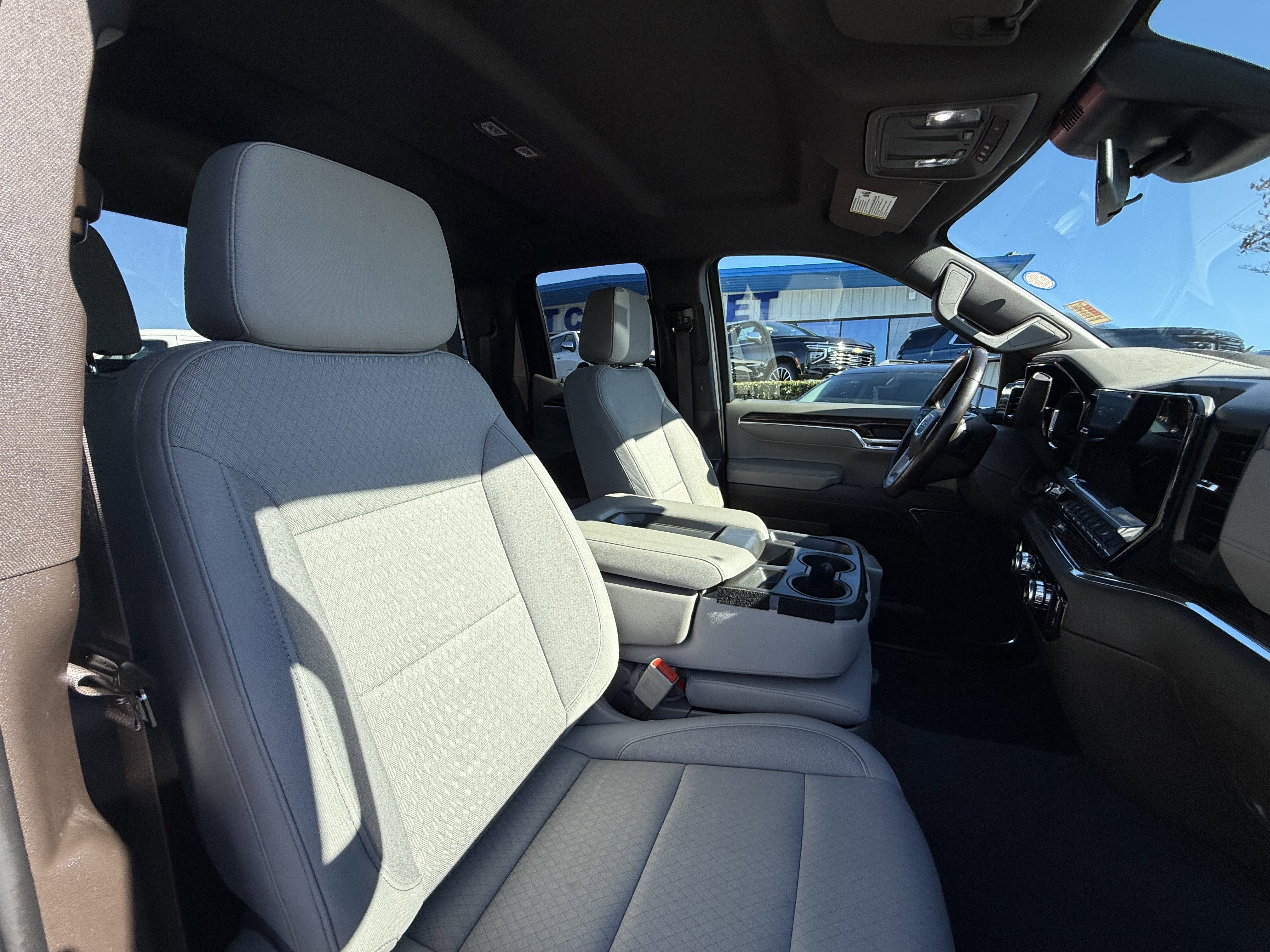 2023 GMC Sierra 1500 SLE