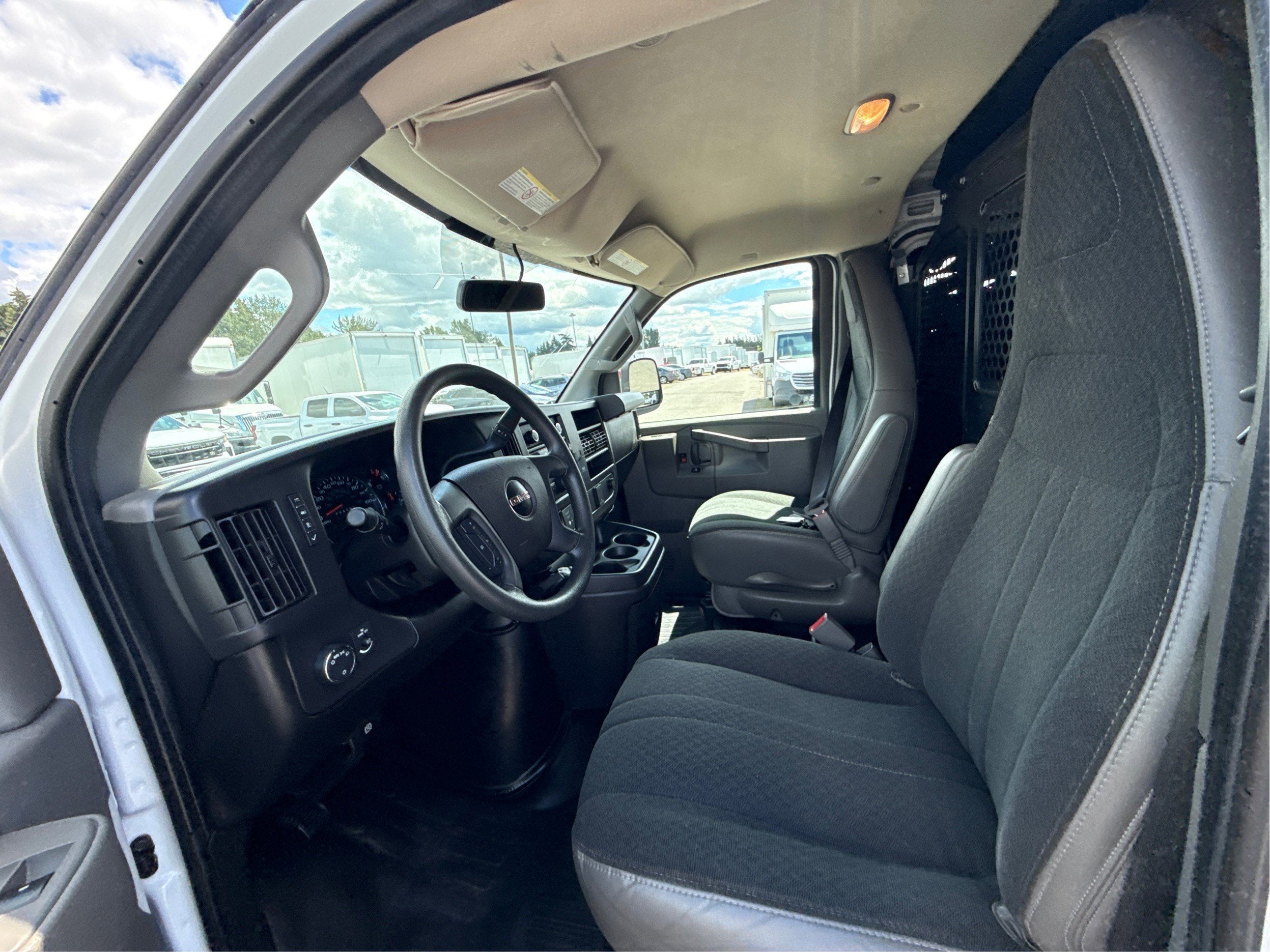 2020 GMC Savana Cargo 2500 RWD 2500 Regular Wheelbase Work Van