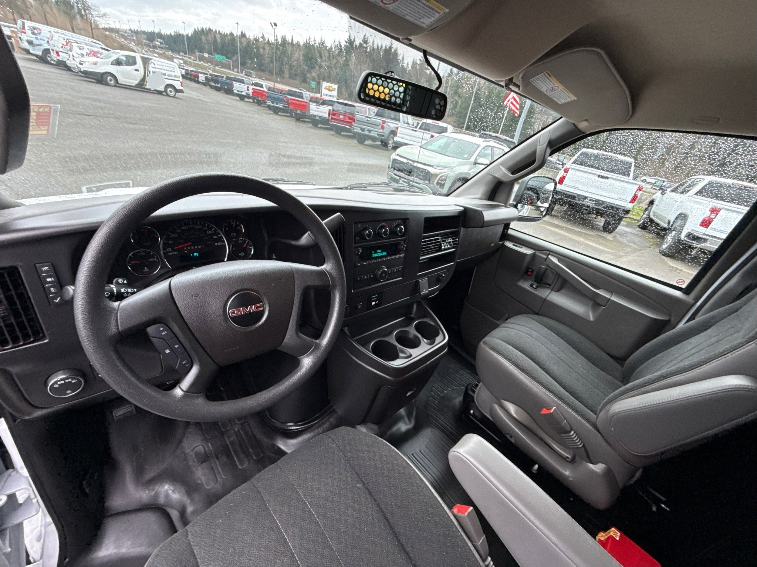 2024 GMC Savana Cargo 2500 Work Van