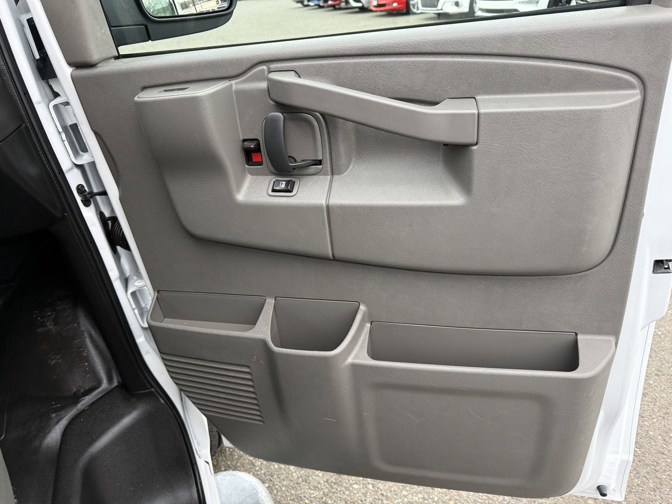 2024 GMC Savana Cargo 2500 Work Van