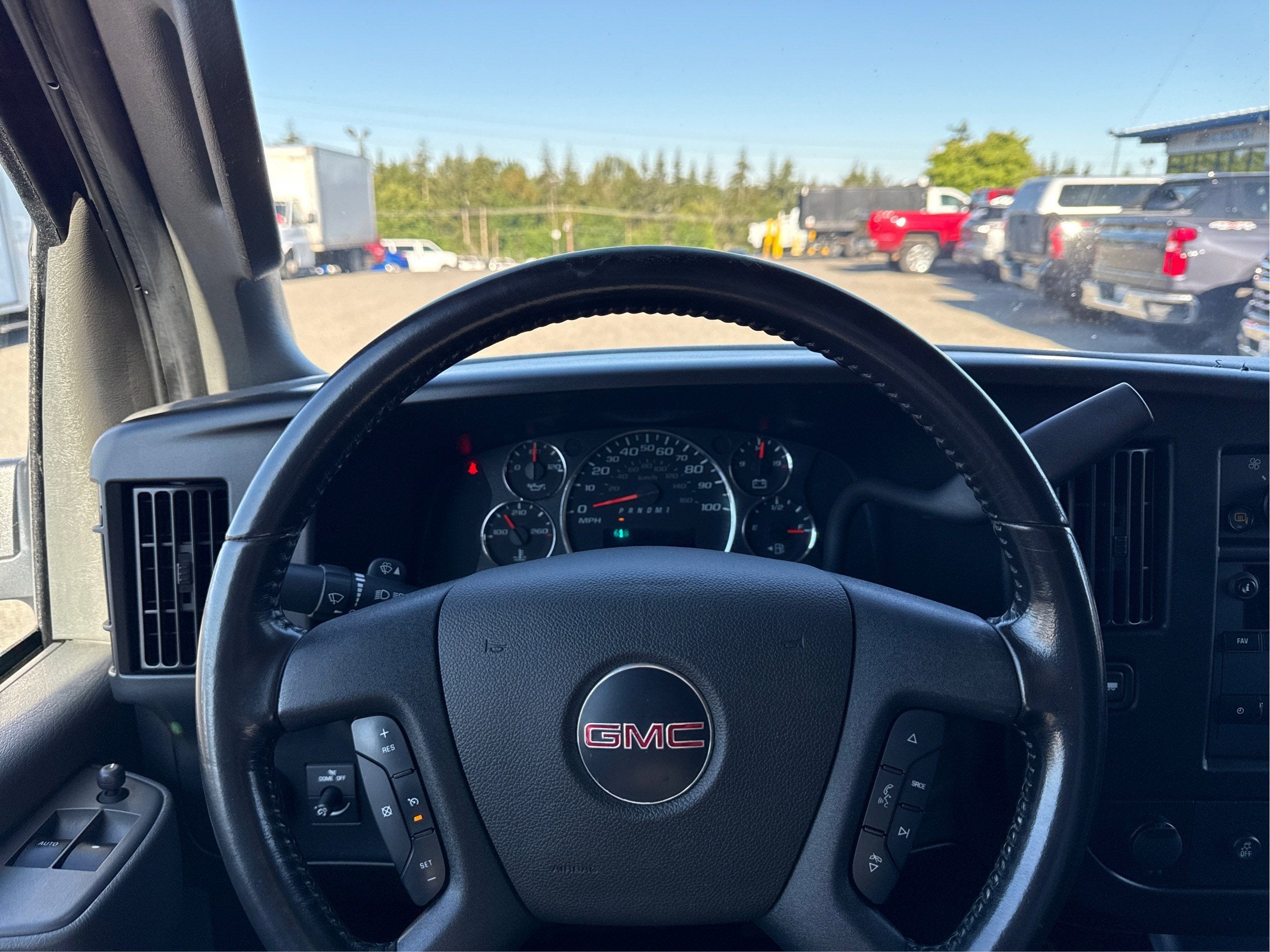 2023 GMC Savana Cargo 2500 Work Van