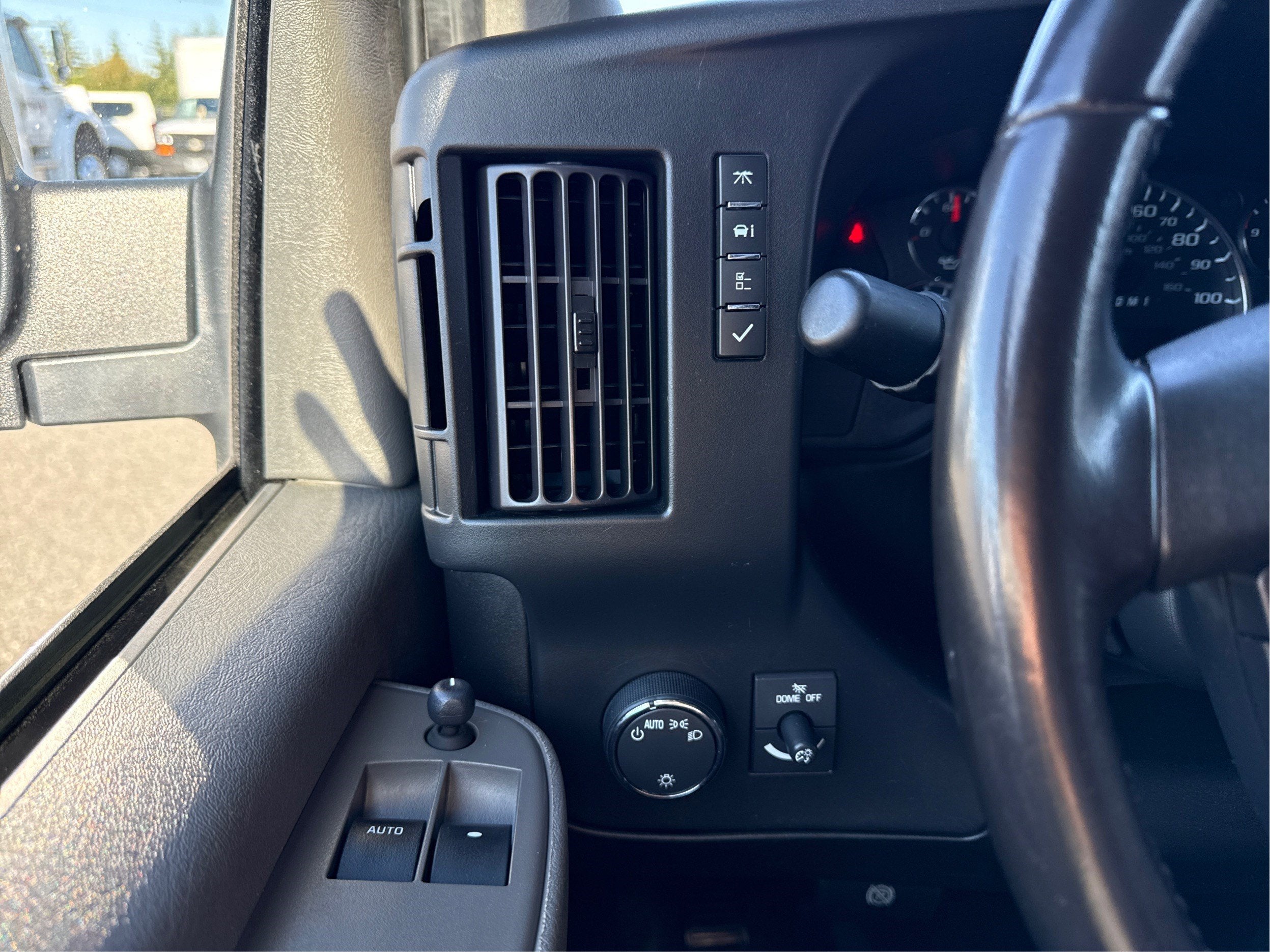 2023 GMC Savana Cargo 2500 Work Van