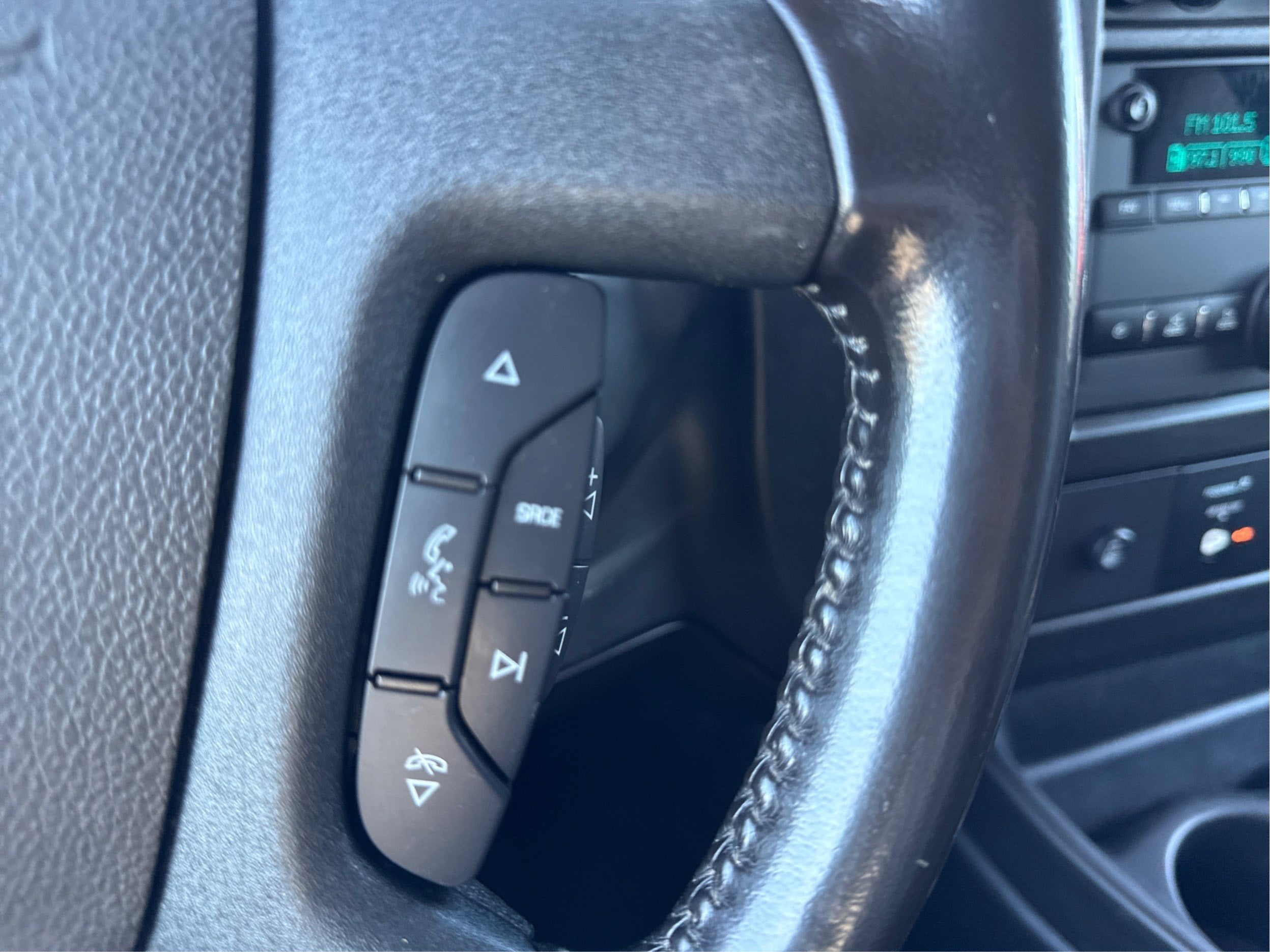 2023 GMC Savana Cargo 2500 Work Van