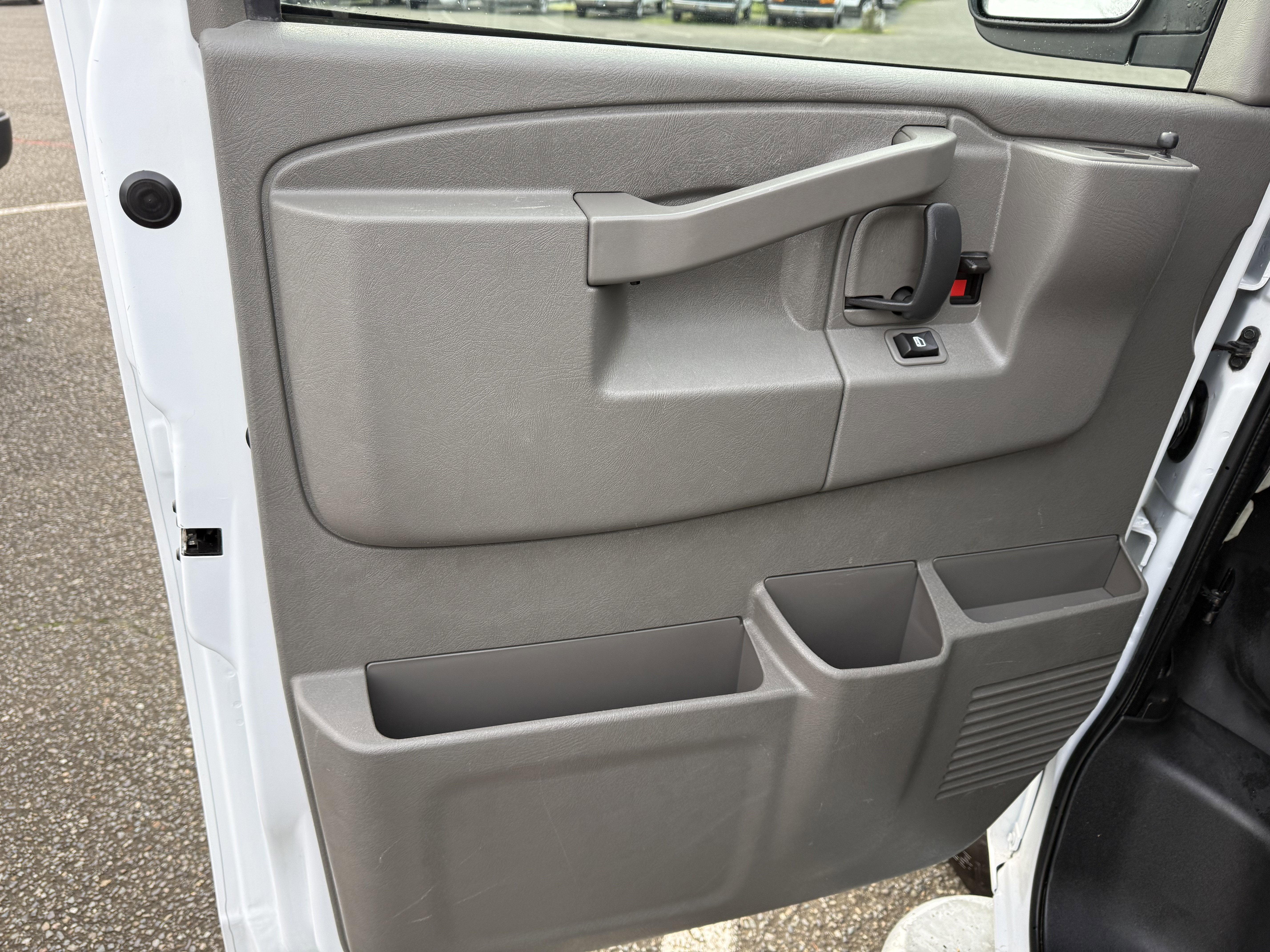 2024 GMC Savana Cargo 2500 Work Van