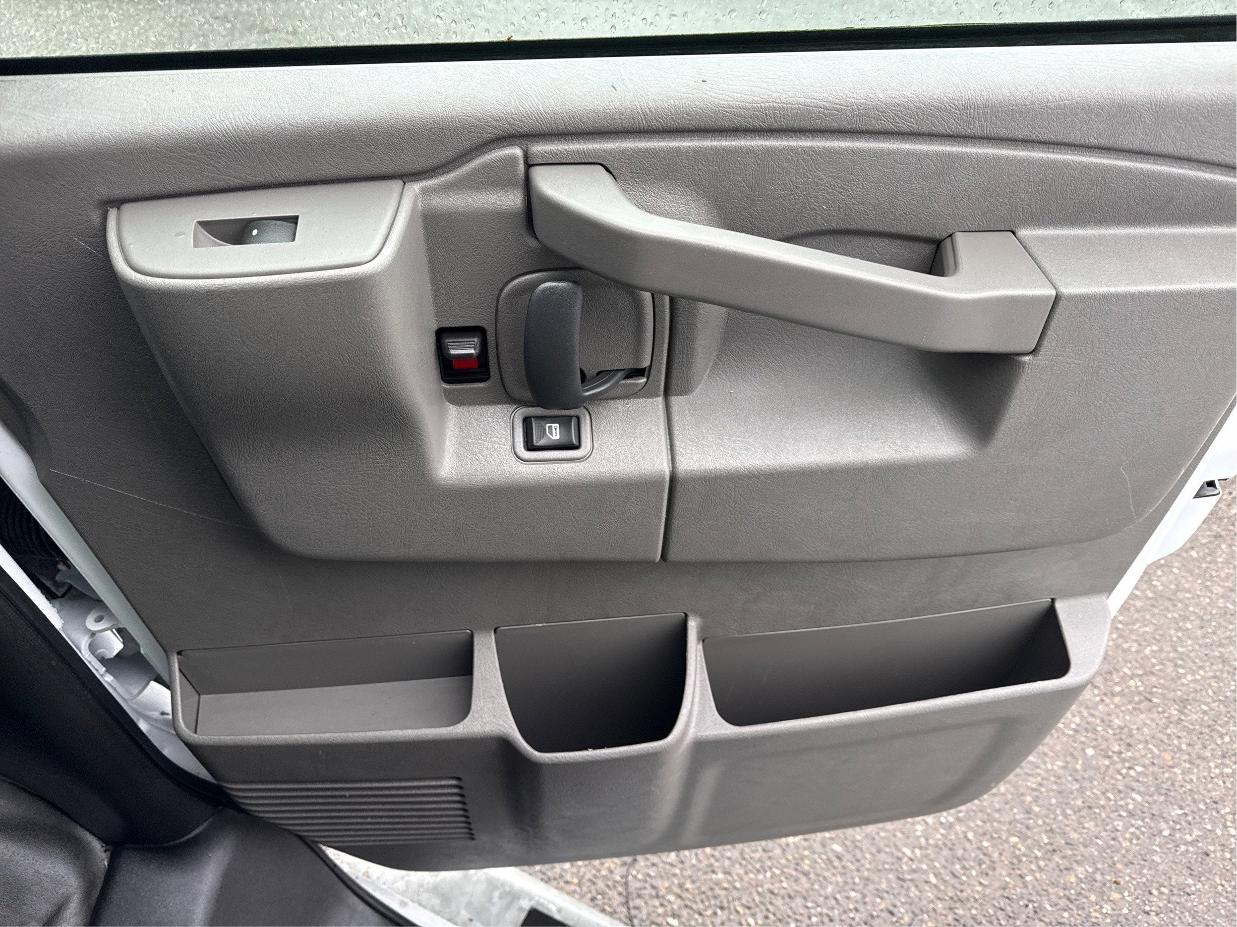 2024 GMC Savana Cargo 2500 Work Van