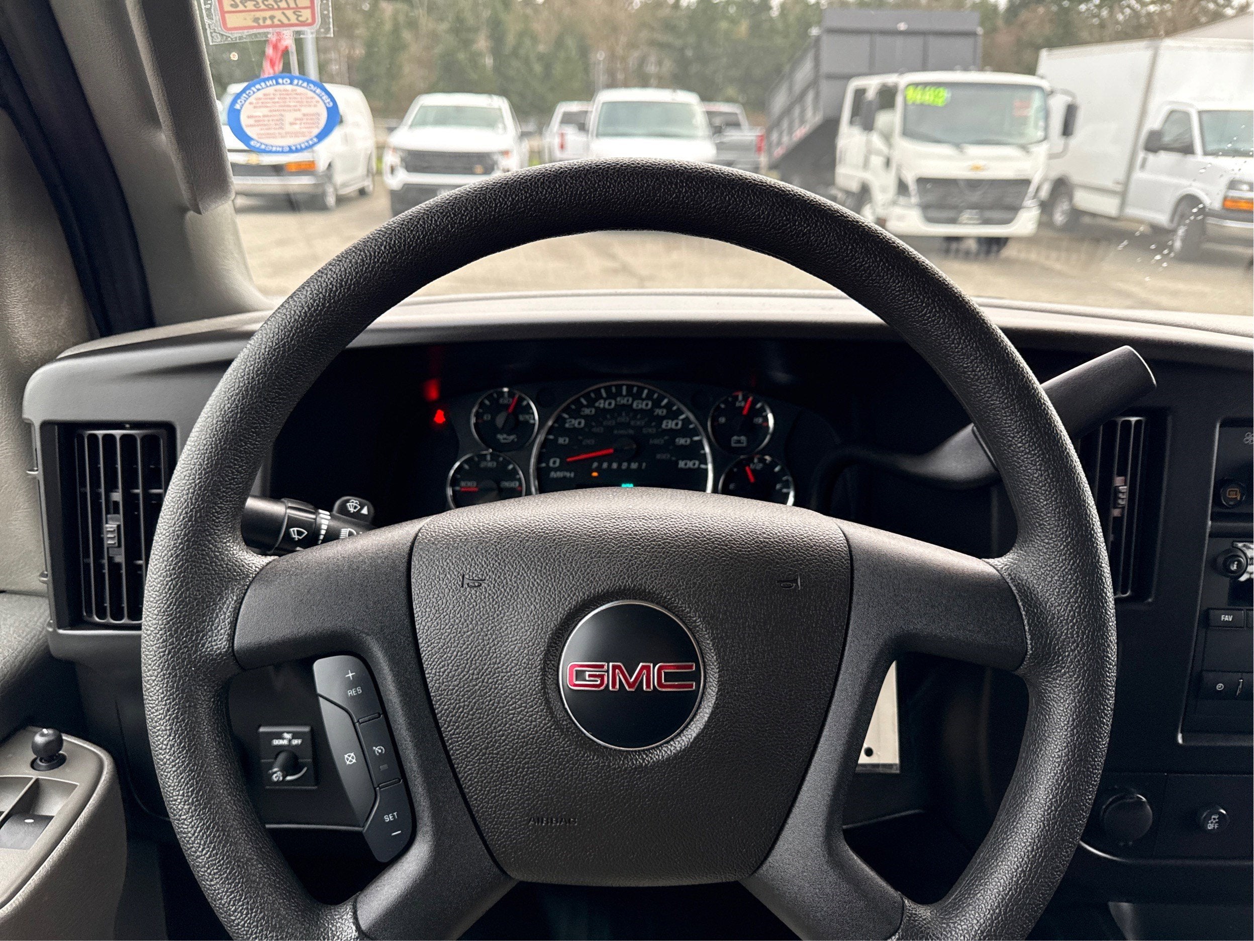 2024 GMC Savana Cargo 2500 Work Van