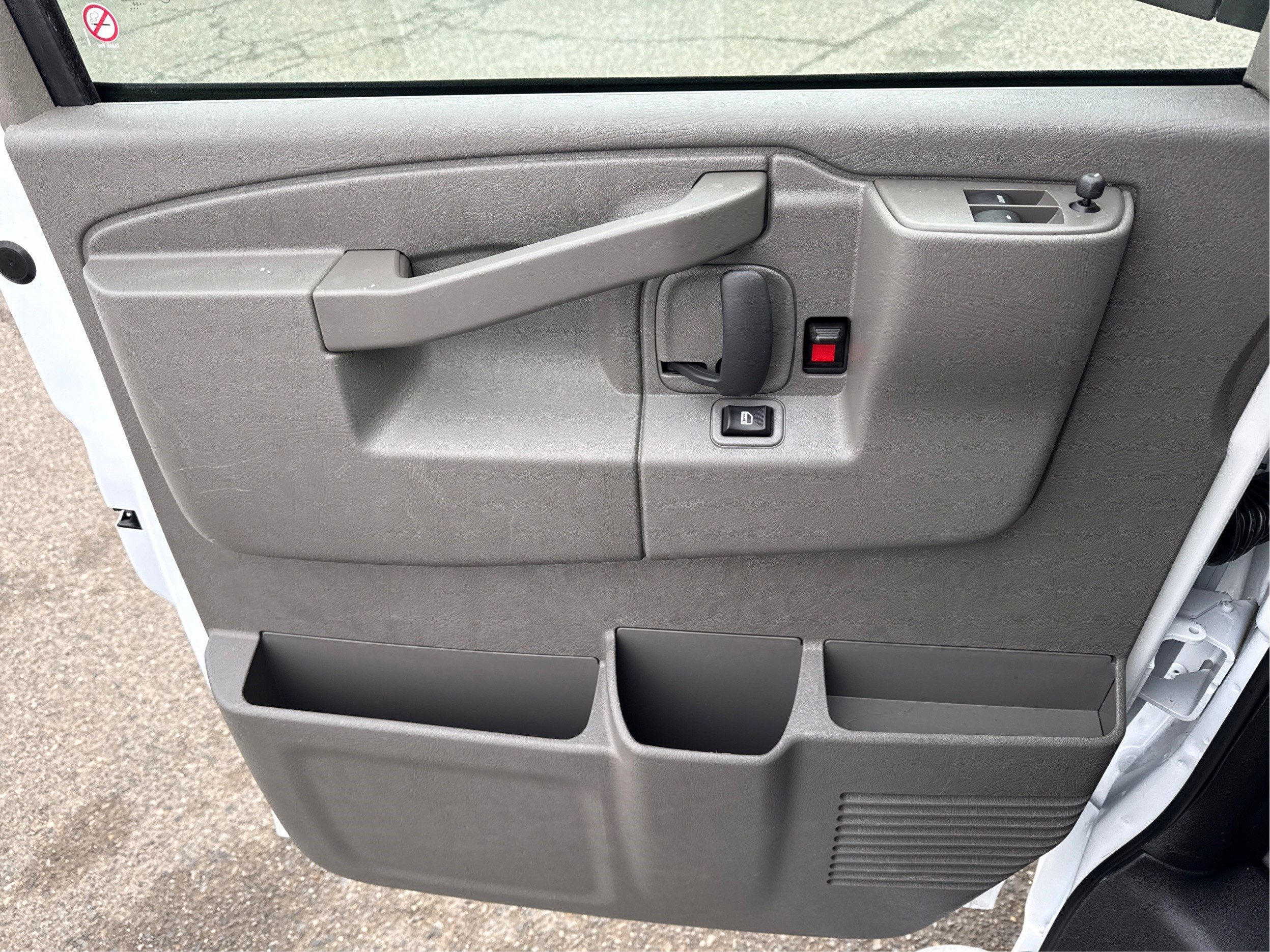 2024 GMC Savana Cargo 2500 Work Van