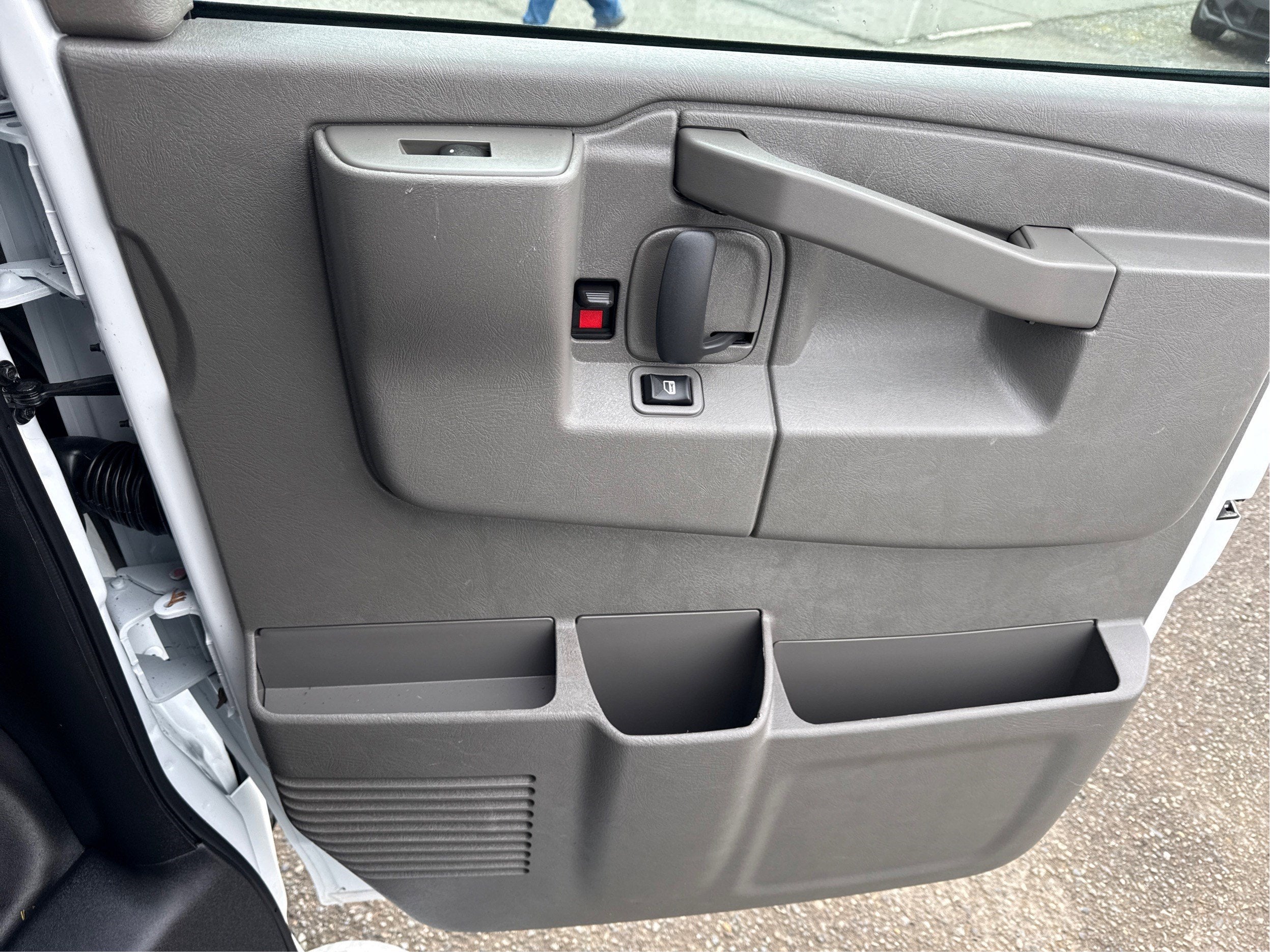 2024 GMC Savana Cargo 2500 Work Van