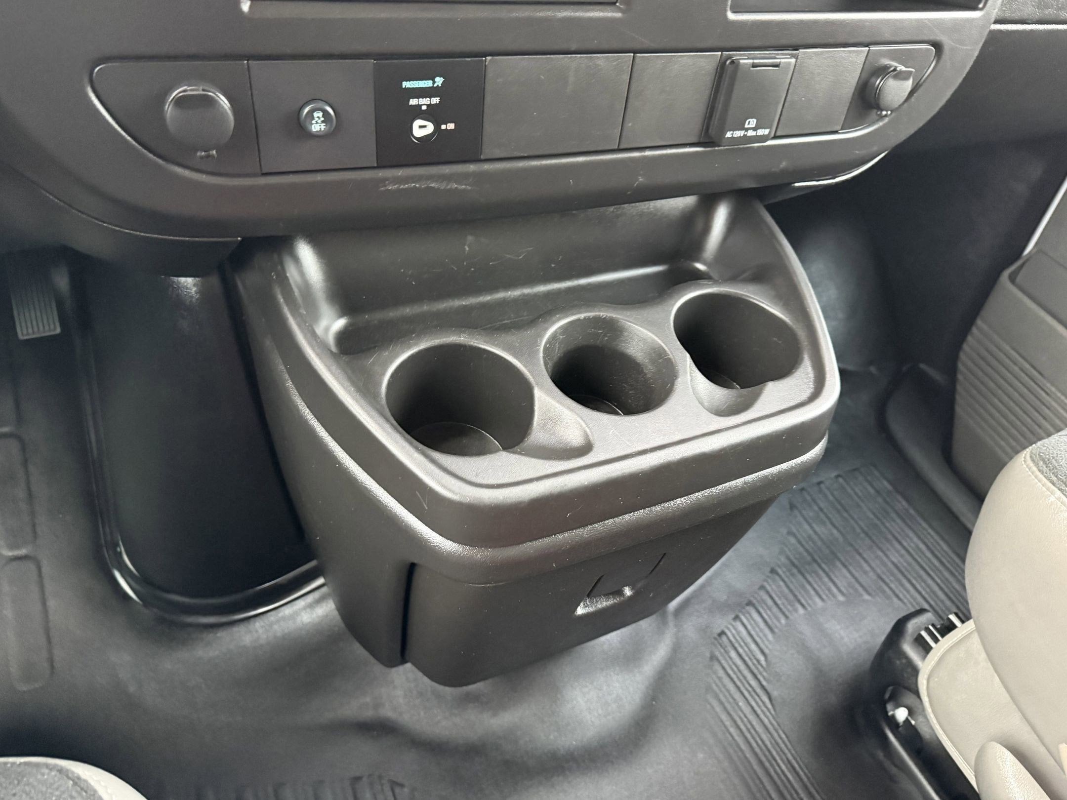 2024 GMC Savana Cargo 2500 Work Van