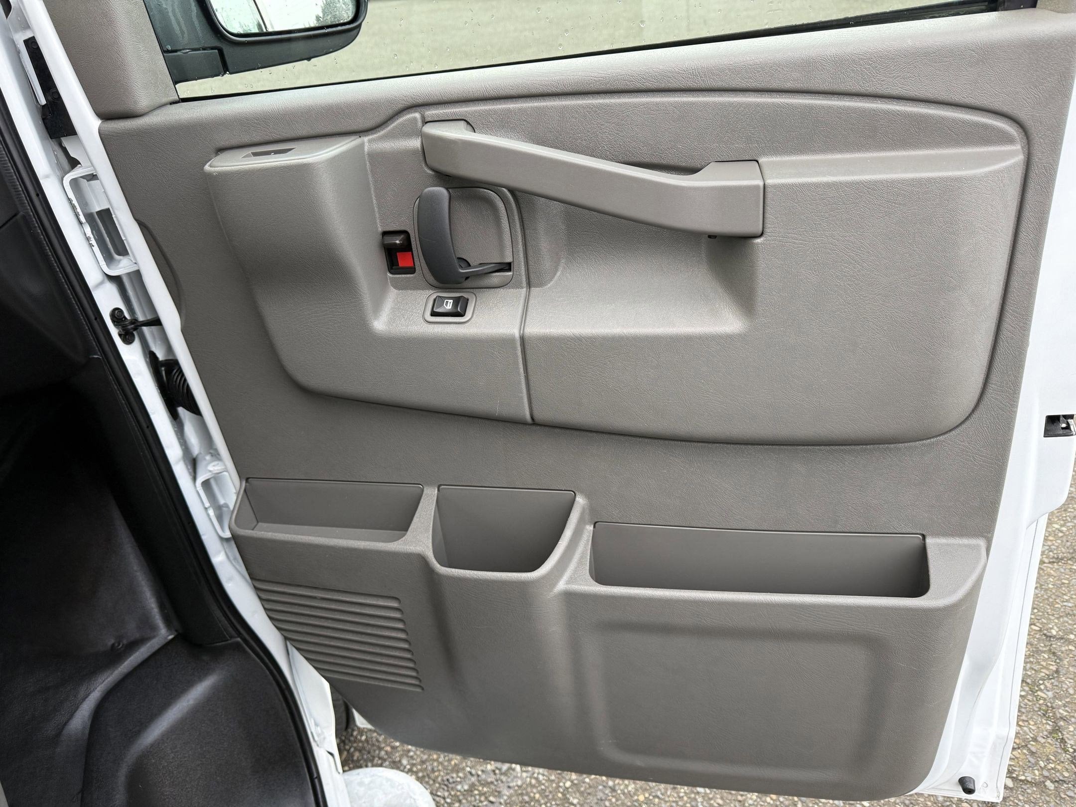 2024 GMC Savana Cargo 2500 Work Van