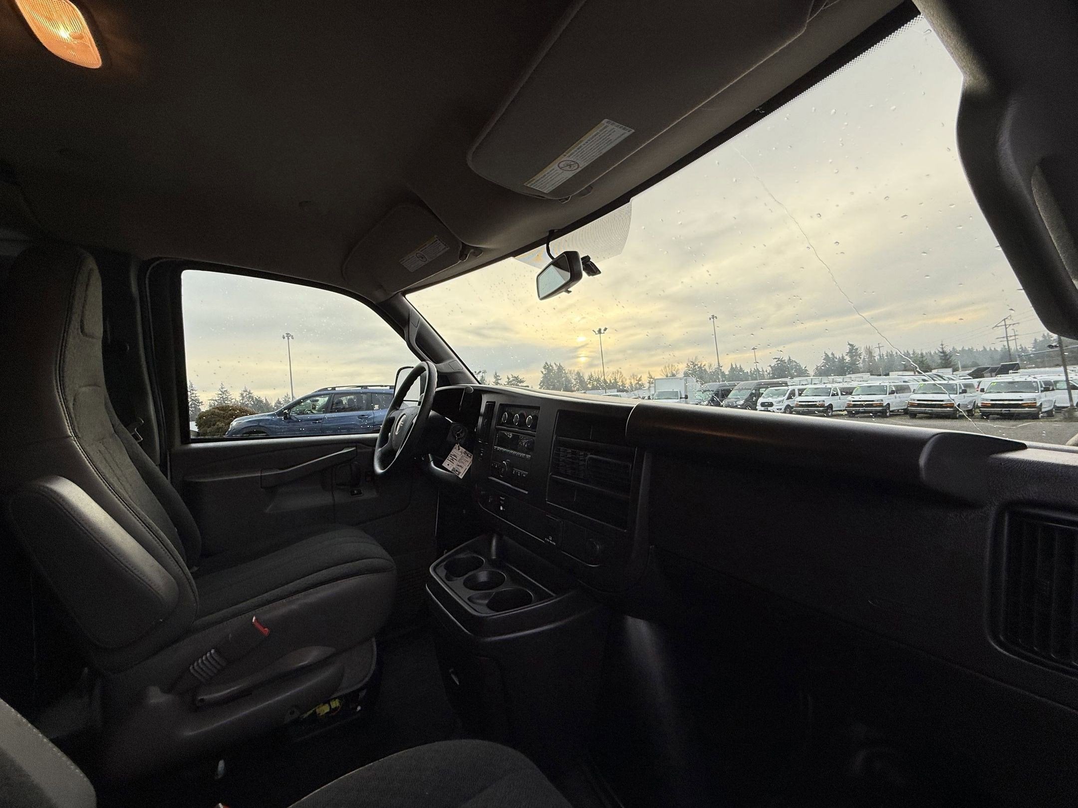 2024 GMC Savana Cargo 2500 Work Van