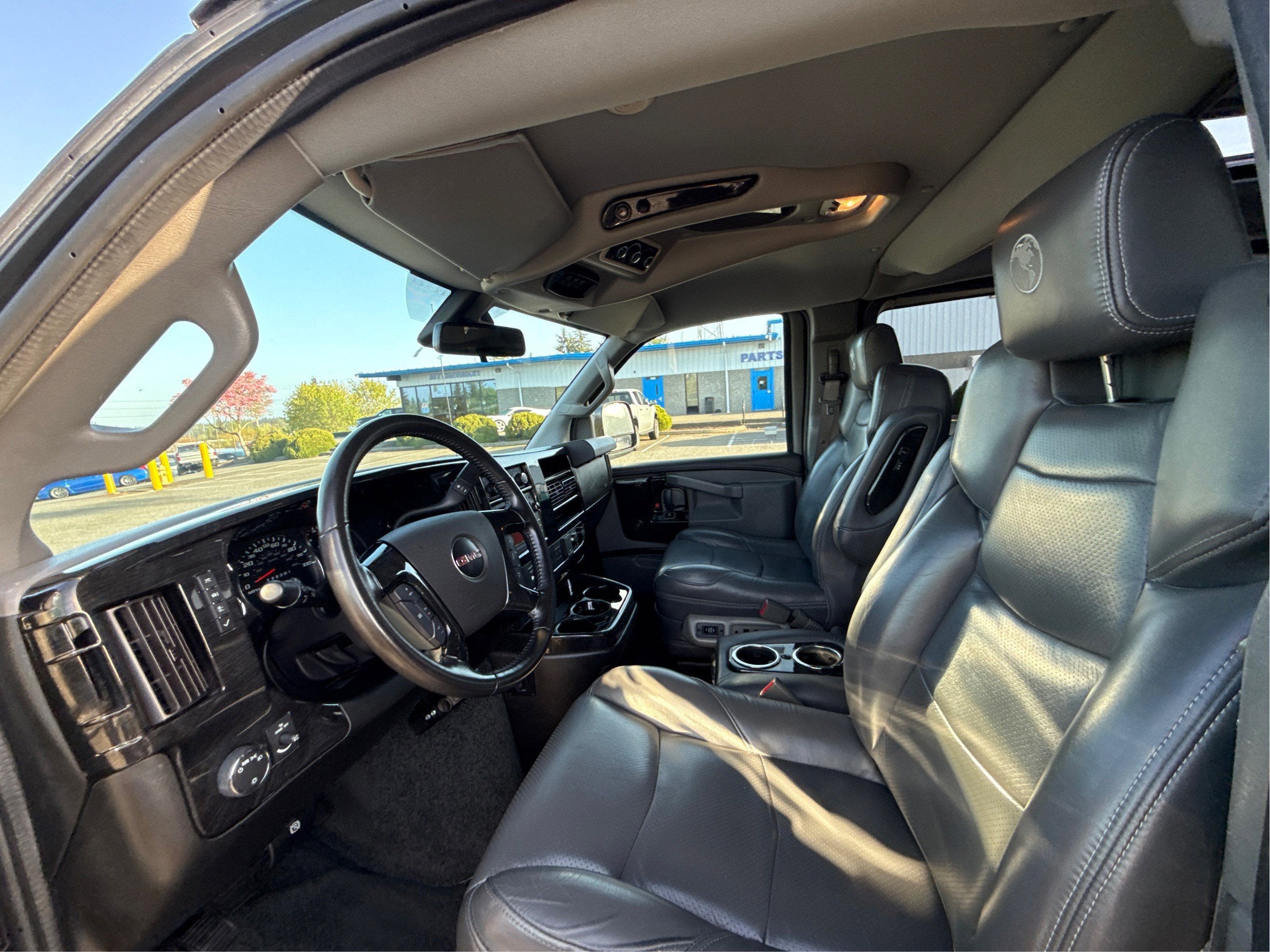 2020 GMC Savana Cargo 2500 Work Van