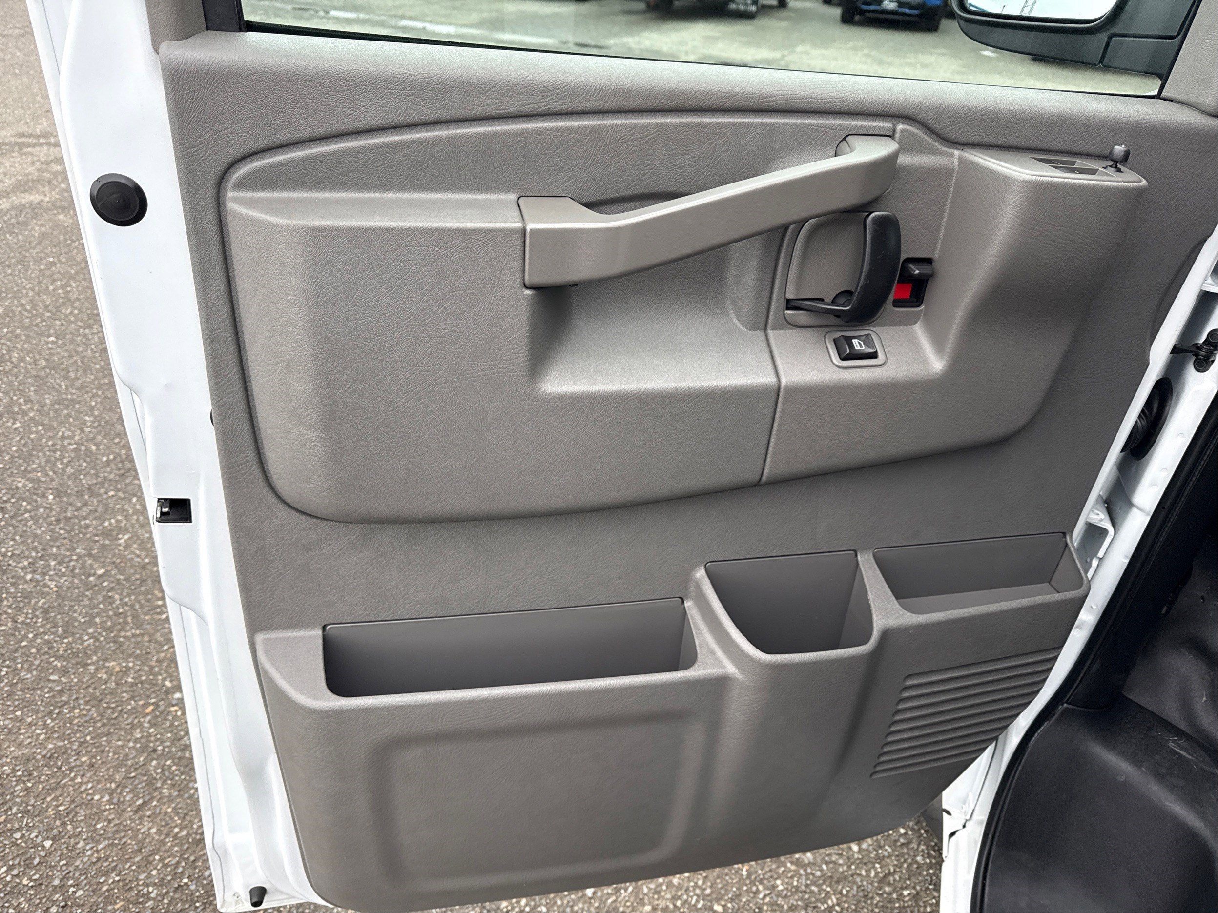 2020 GMC Savana Cargo 3500 RWD 3500 135"